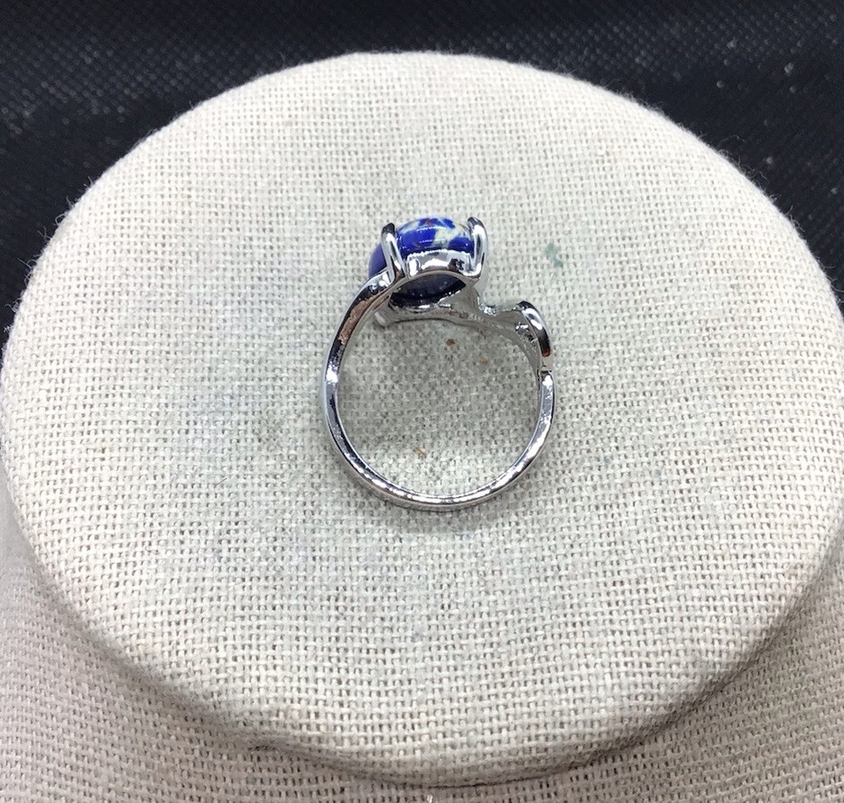 Silver Tone Blue/Tan Line Glass Stone Fashion Ring Sz 7 G387