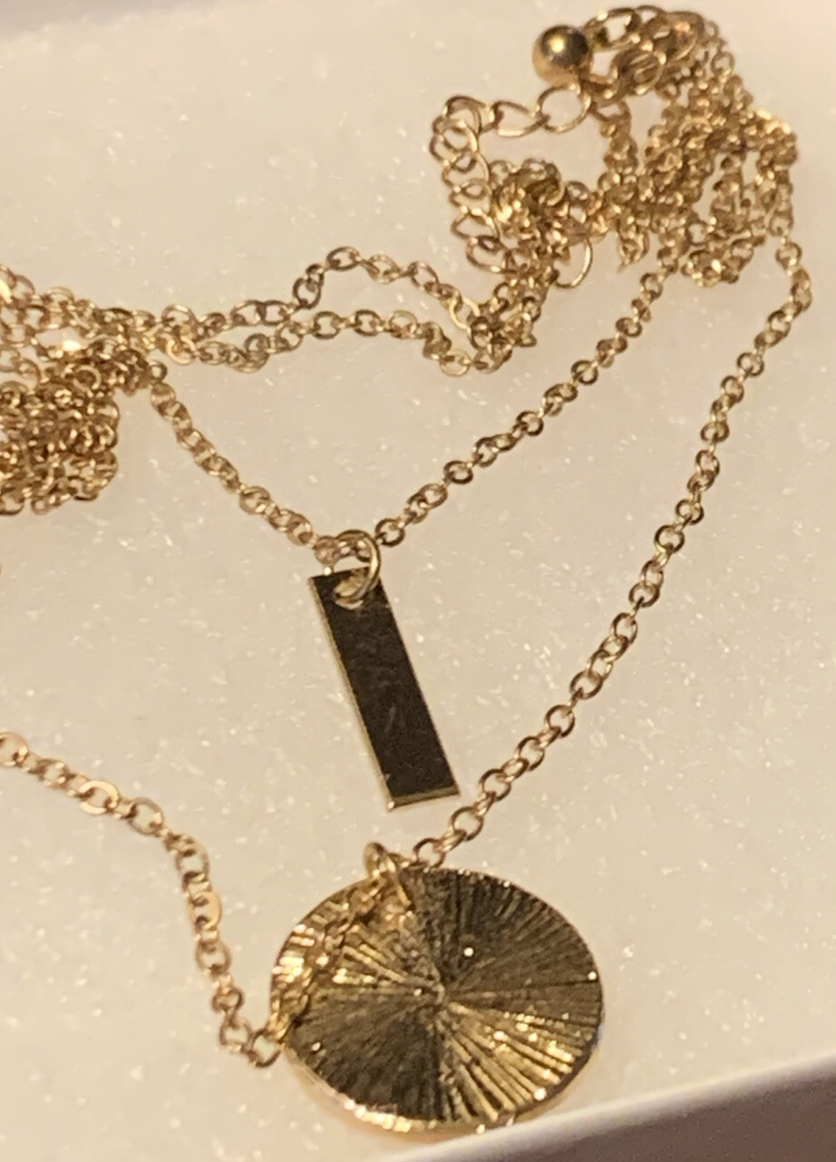 Gold Tone Disc And Rectangle With Chain Lobster Clasp Long Textured