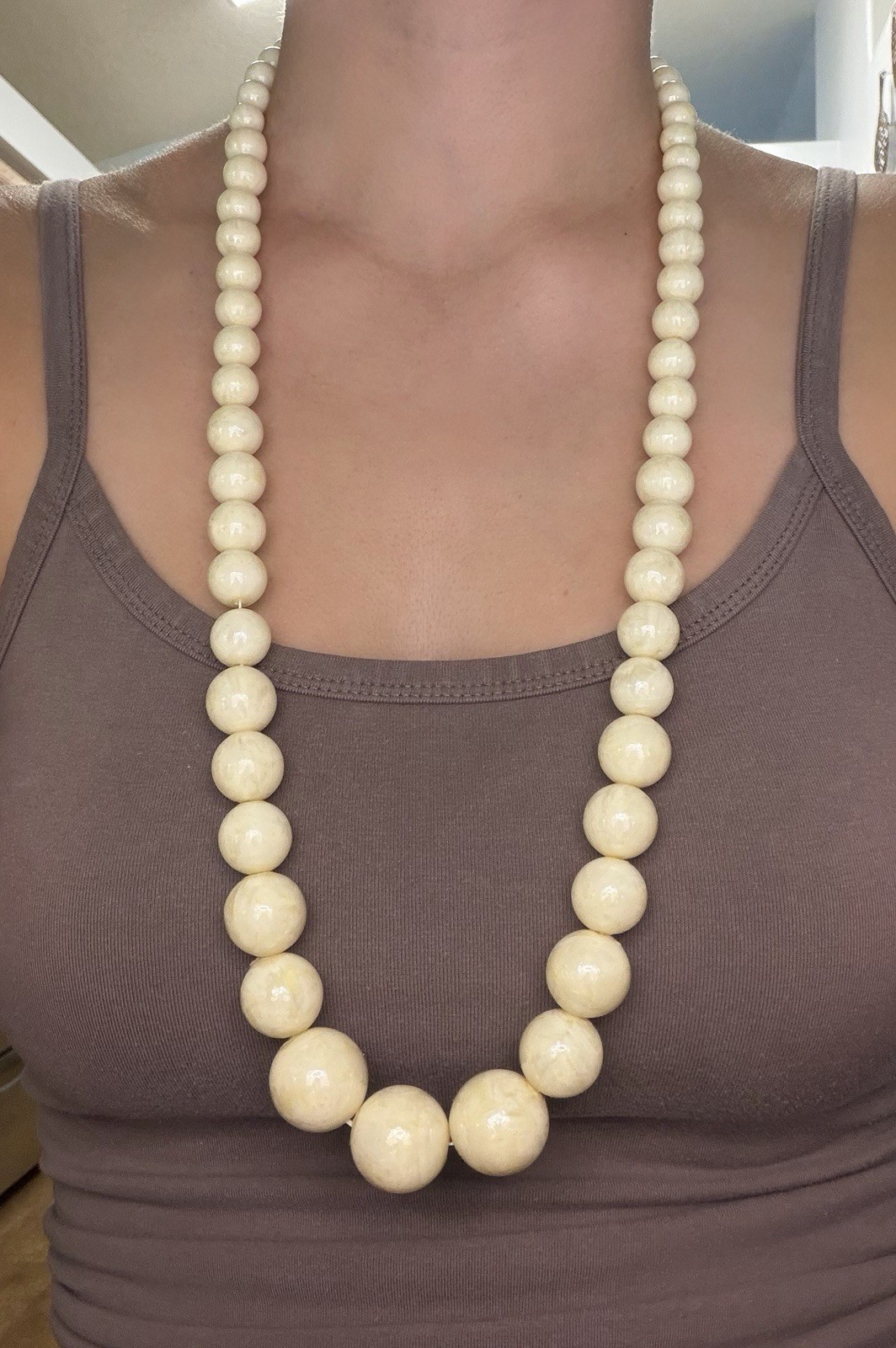 Vintage French Ivo Celluloid Graduated Bead Necklace 30″, Screw Closure