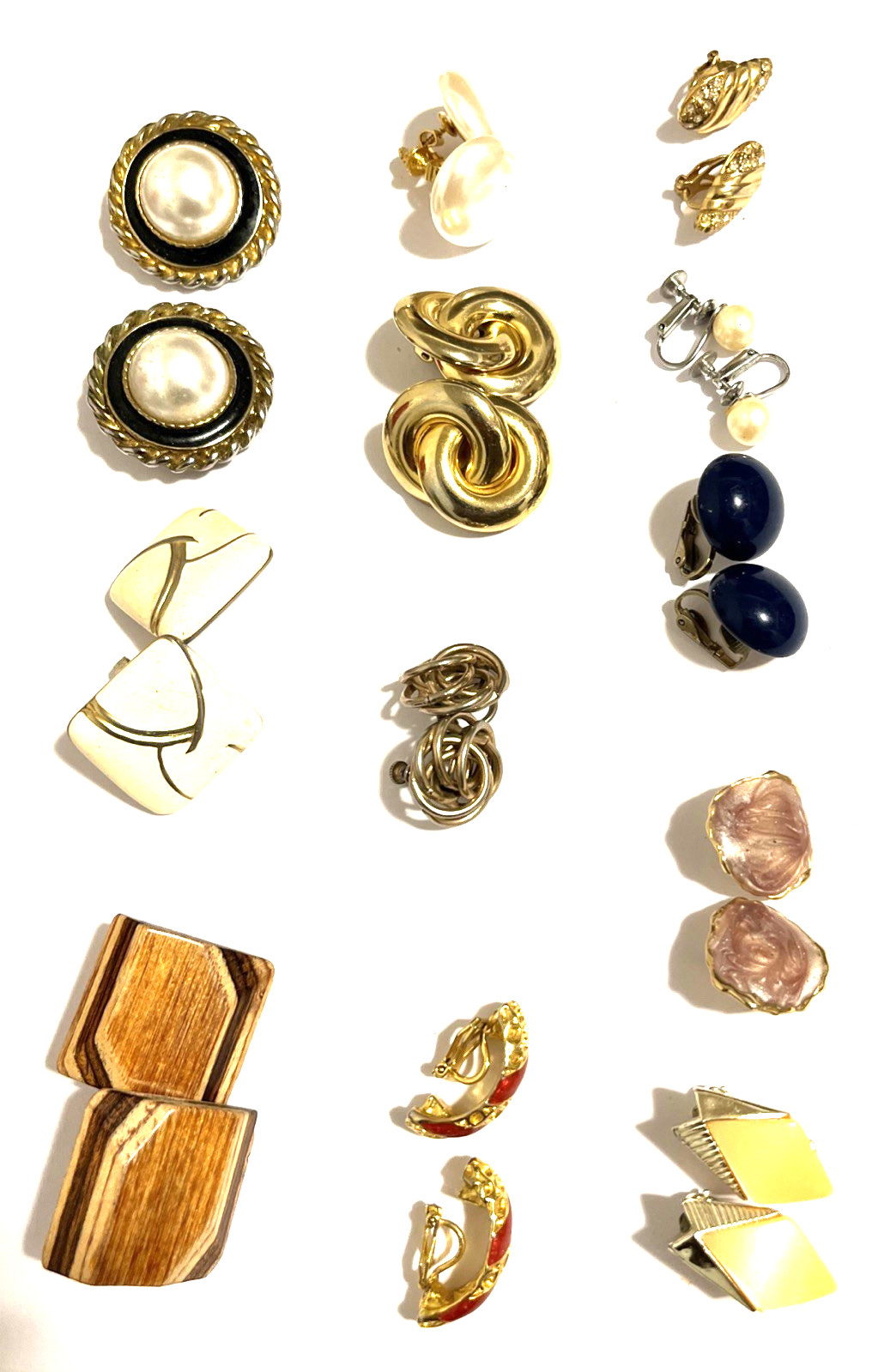 Lot Of 12 Earrings Mixed Size And Shapes