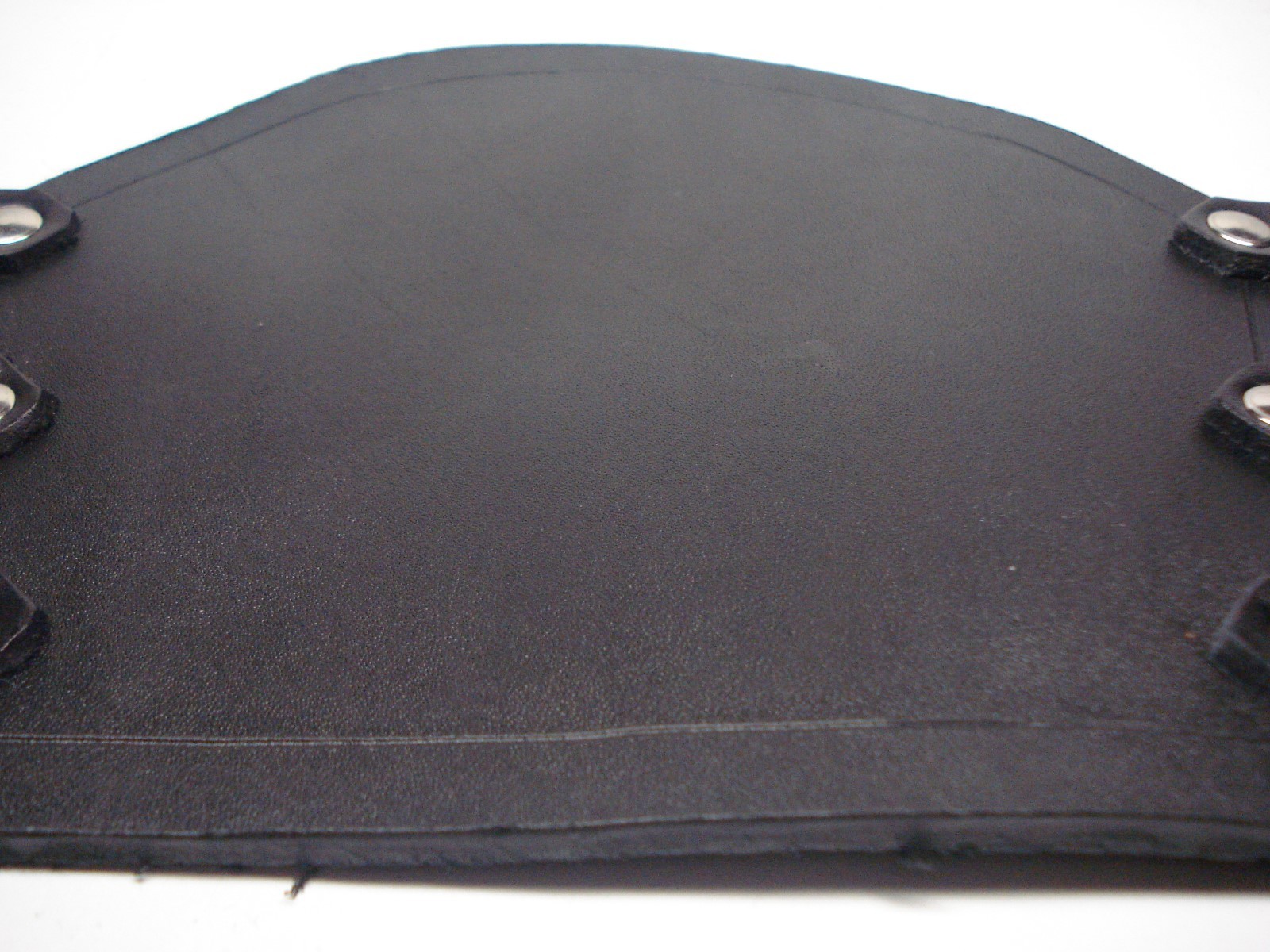 BLACK PLAIN LEATHER GAUNTLET. BLACK DEATH (MDLG0243)….. REVENGE