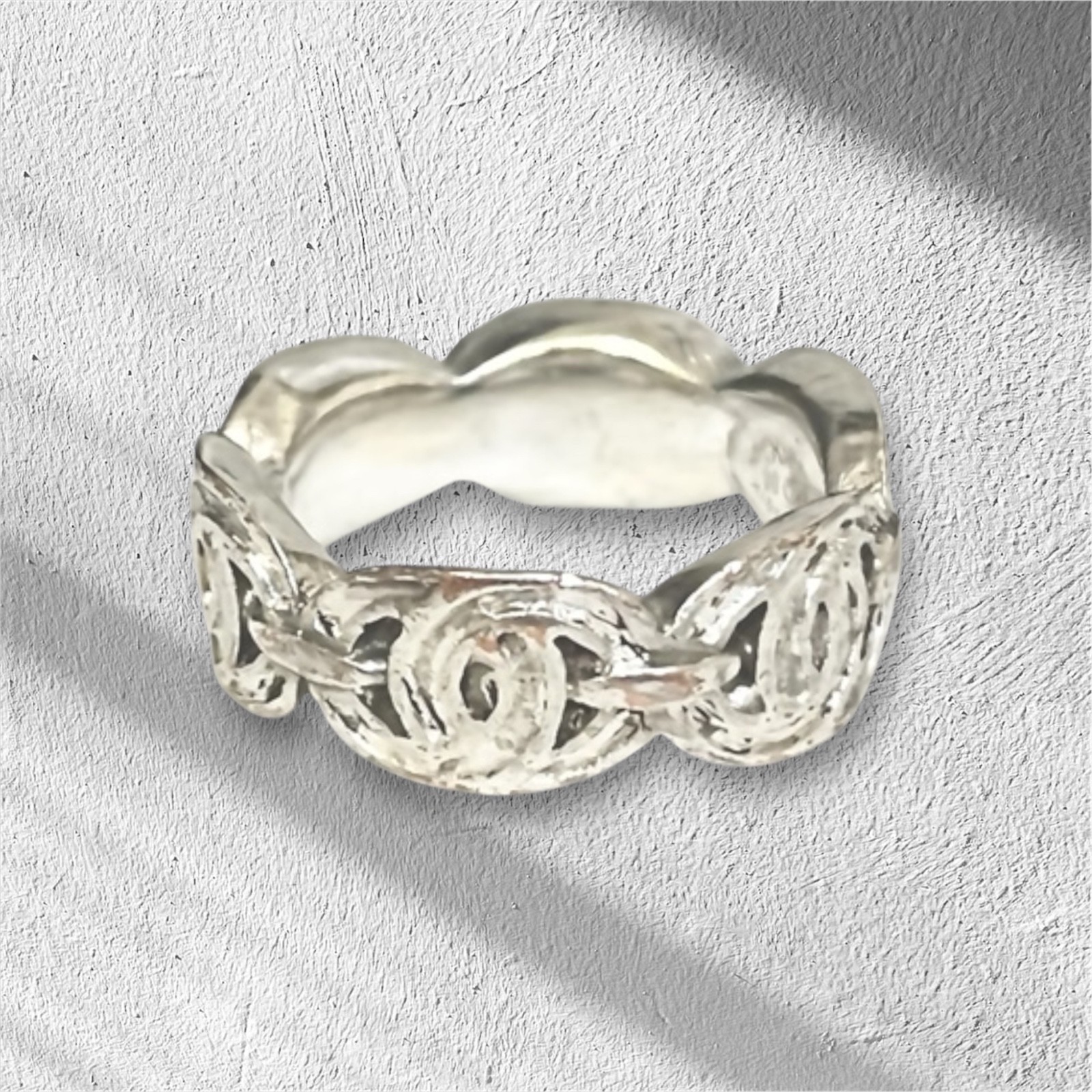 Auth CHANEL CC Logo Ring Silver Tone Metal Vintage 00T Size 6.25 US Women’s
