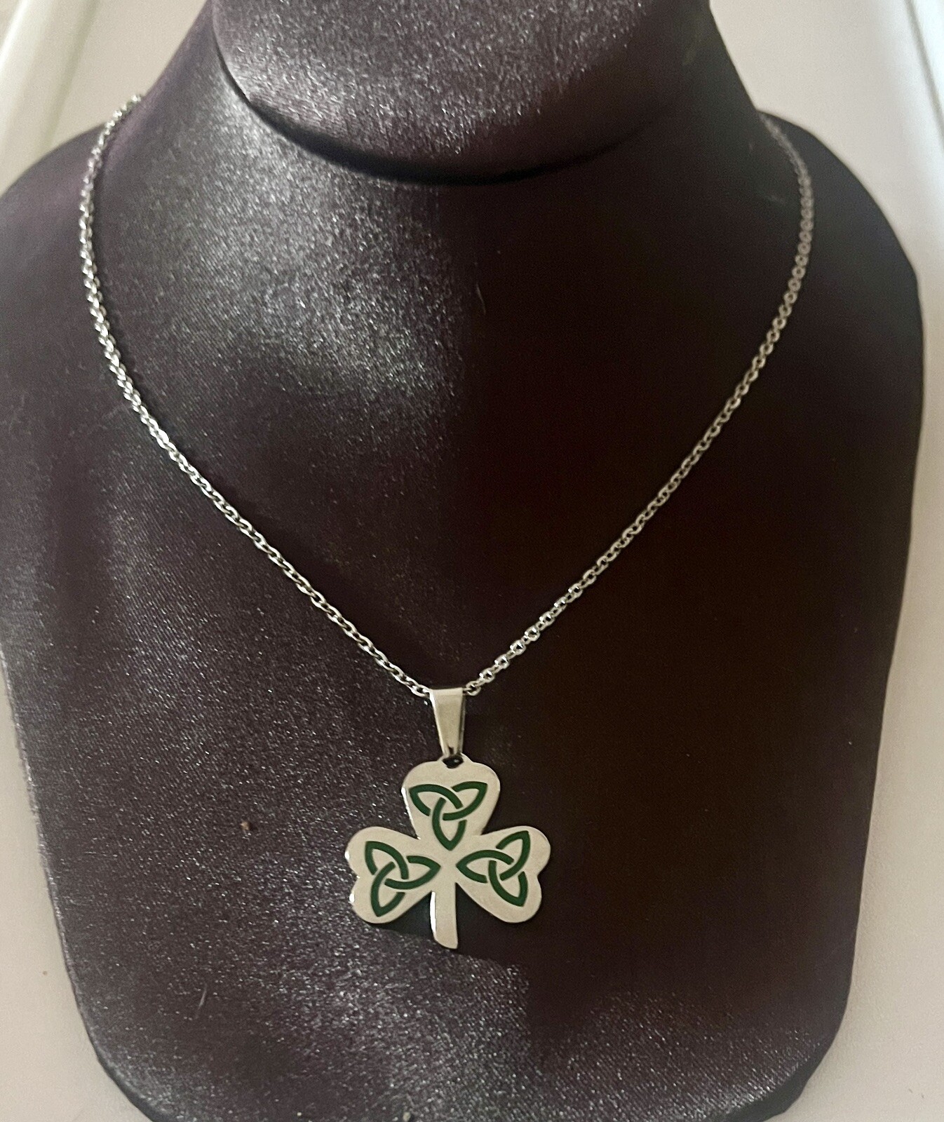 Celtic Shamrock Necklace Trinity Knot Irish Eternal Love Stainless Steel Silver
