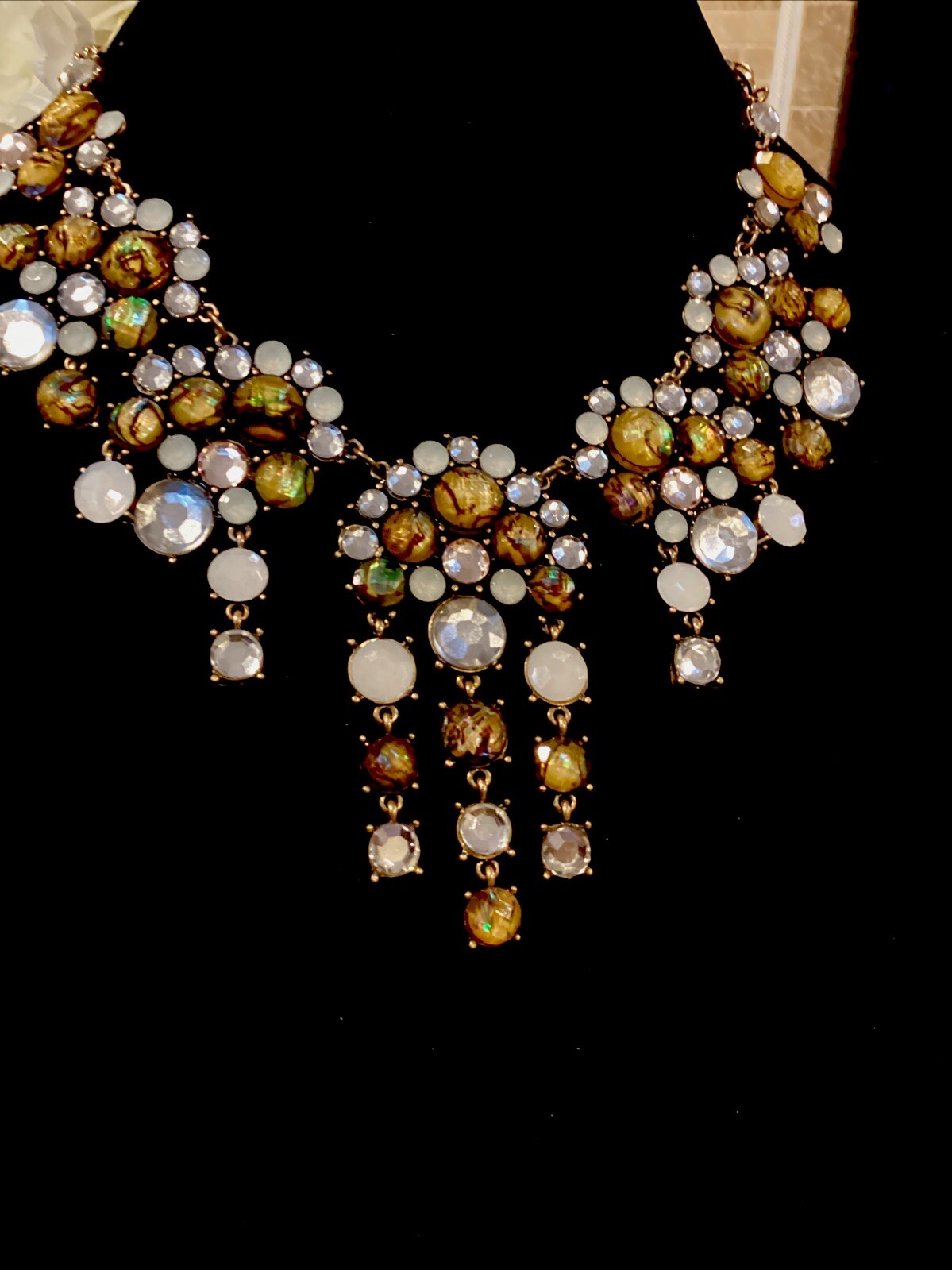 Boston Proper Gorgeous Resin Stone Antique Gold Statement Necklace-MSRP-$129-NWT