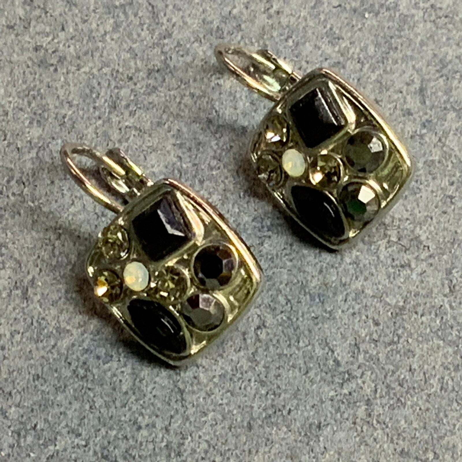 Rhinestone Dangle Pierced Earrings Silver Black Square Latch Hook