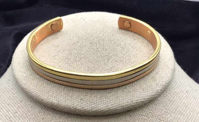 14K Gold Plated Copper Stainless Steel Magnetic Fashion Cuff Bracelet 7″ R431