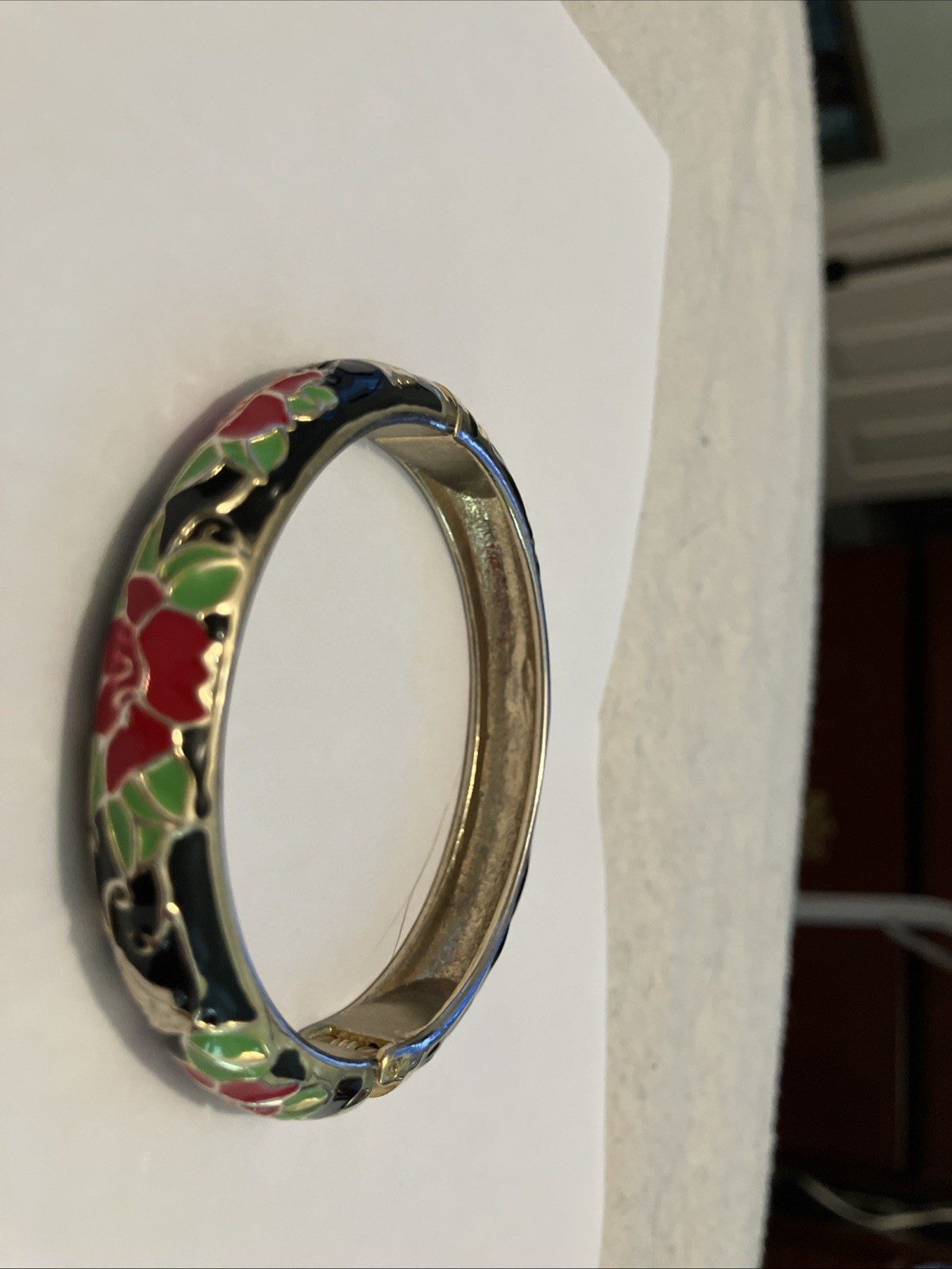 Clossinne Bangle Bracelet Black Background With Red Green White With Gold