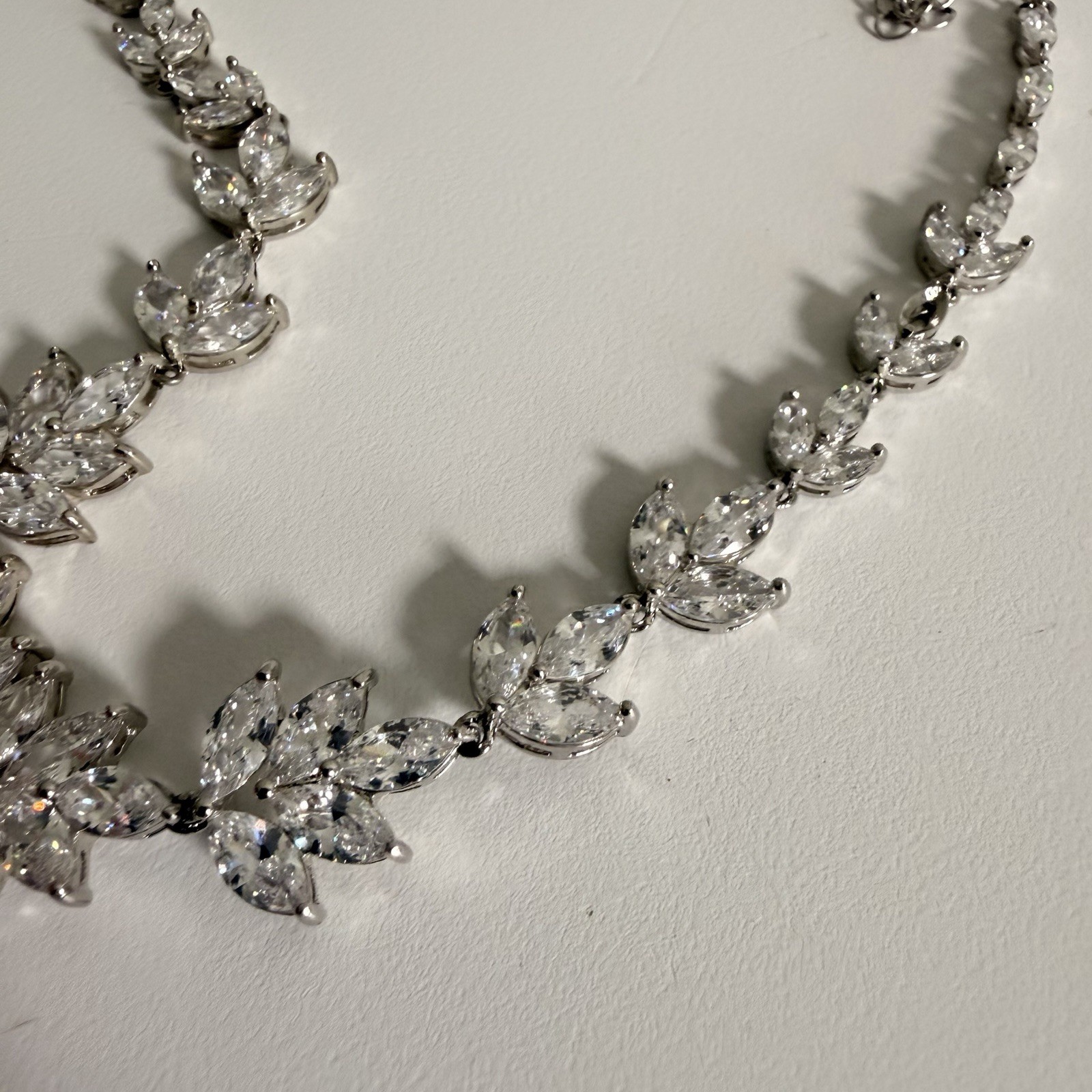 JCM Jacmel Mauritus Cubic Zirconia Silver Tone Necklace Prom Wedding 19″