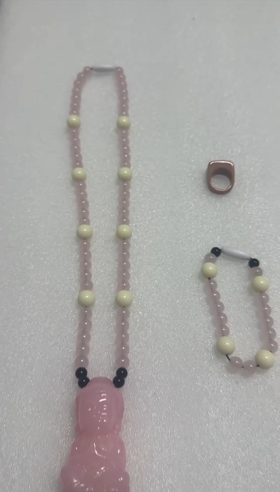 Pink & White Plastic Beaded Jewelry Set Necklace Bracelet Ring