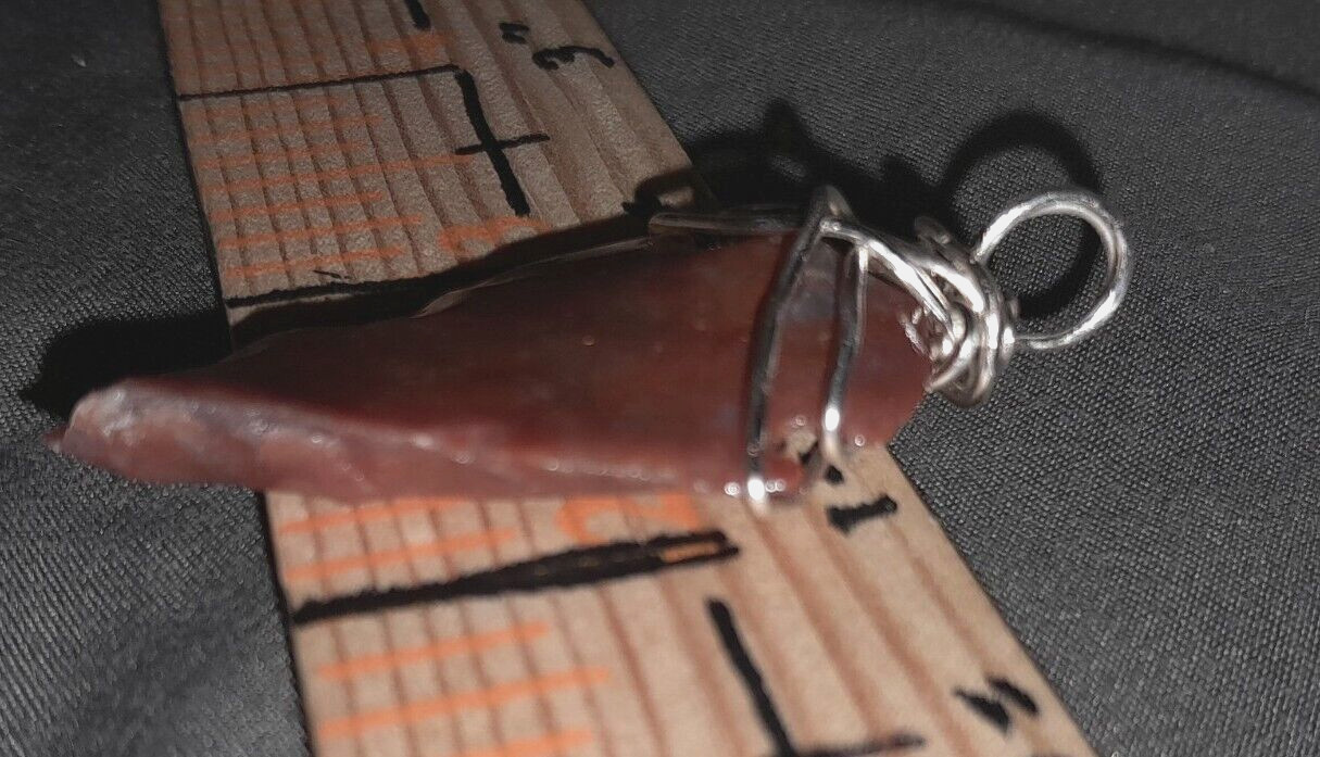 New Hand Knapped natural stone Arrowhead pendants necklaces heritage warriors