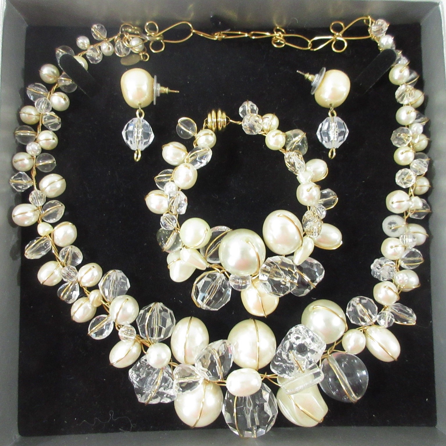 Abra Couture Jewelry Set Wire Wrapped Crystal Pearl Necklace Earring Bracelet