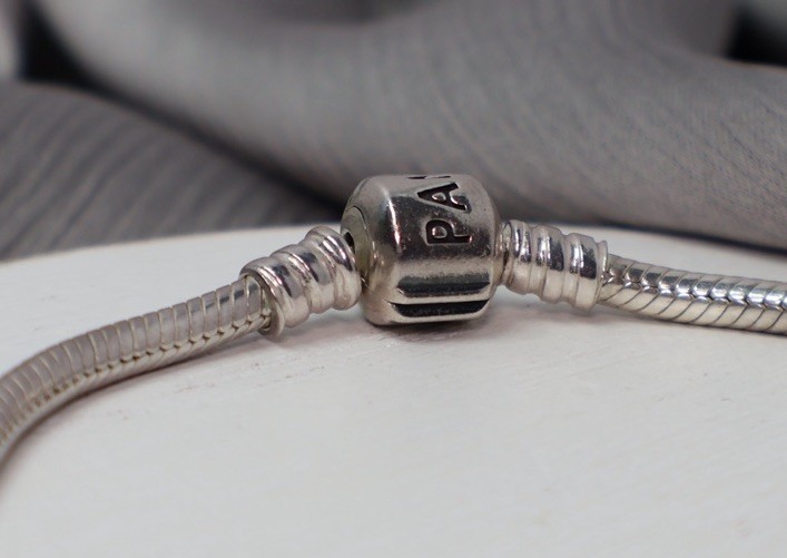 Pandora 925 Moments Barrel Clasp Snake Chain Bracelet 15.3G / 7.75in / 2.9mm