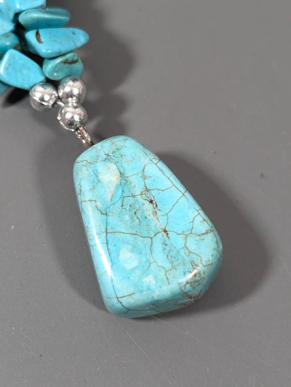 Boho Western Blue Faux Turquoise stone Pendant Beaded Necklace 18.5 in
