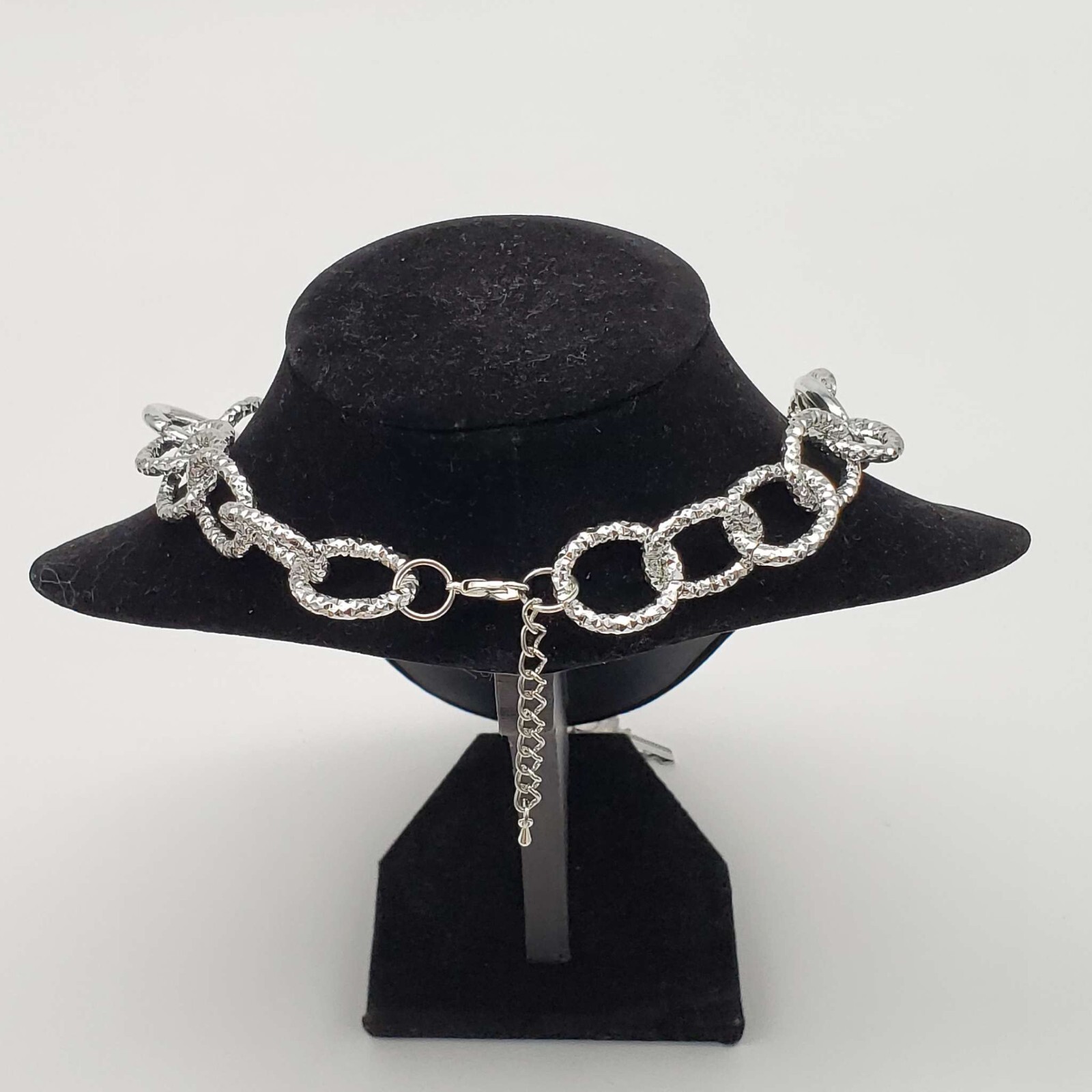 100% Auth Louis Vuitton Lock & Key with Unbranded Silver Plated Chain Necklace