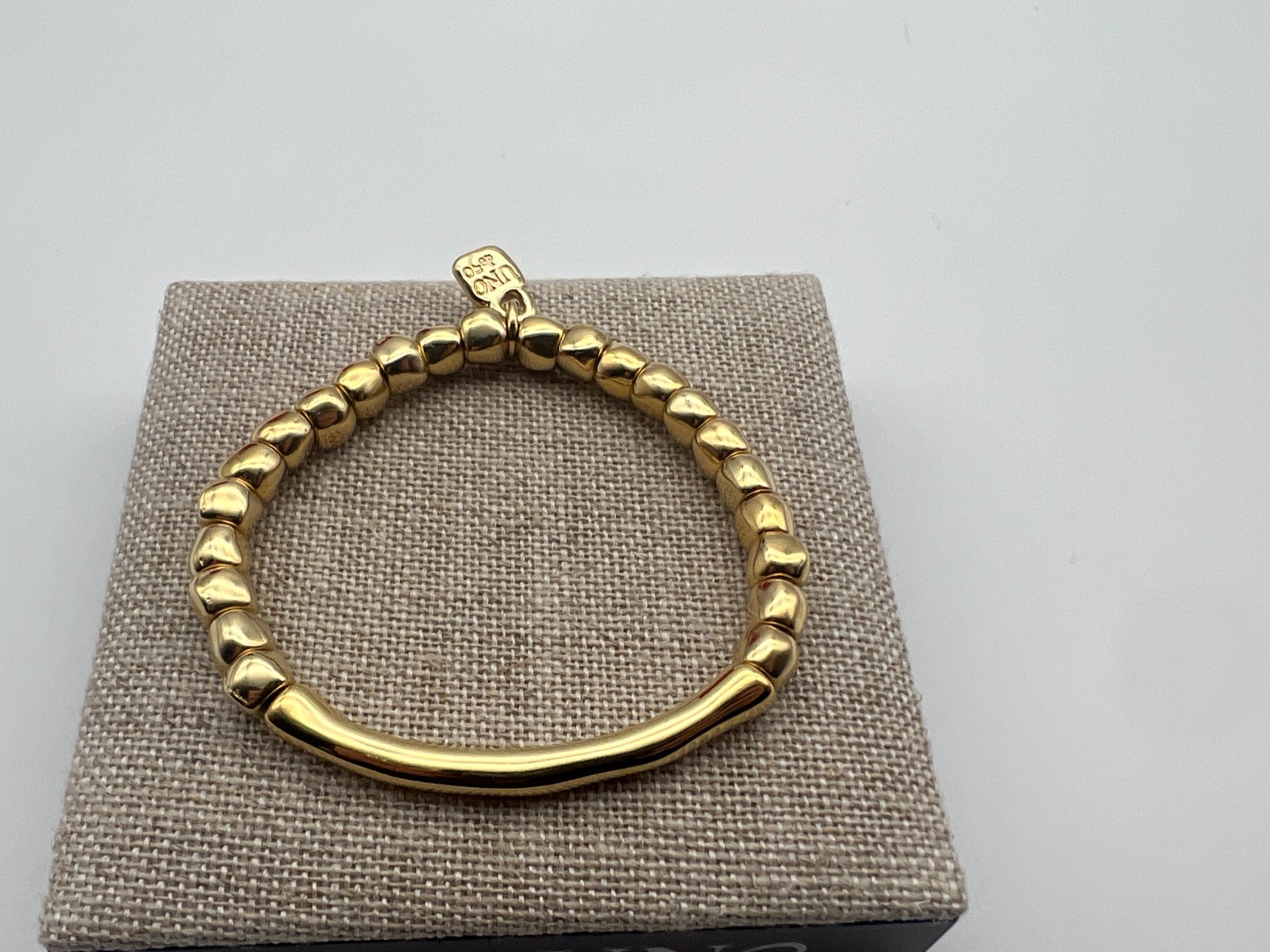NEW Uno de 50 JOURNEY 18K Gold Plated Stretch Bracelet Tubular Piece Medium