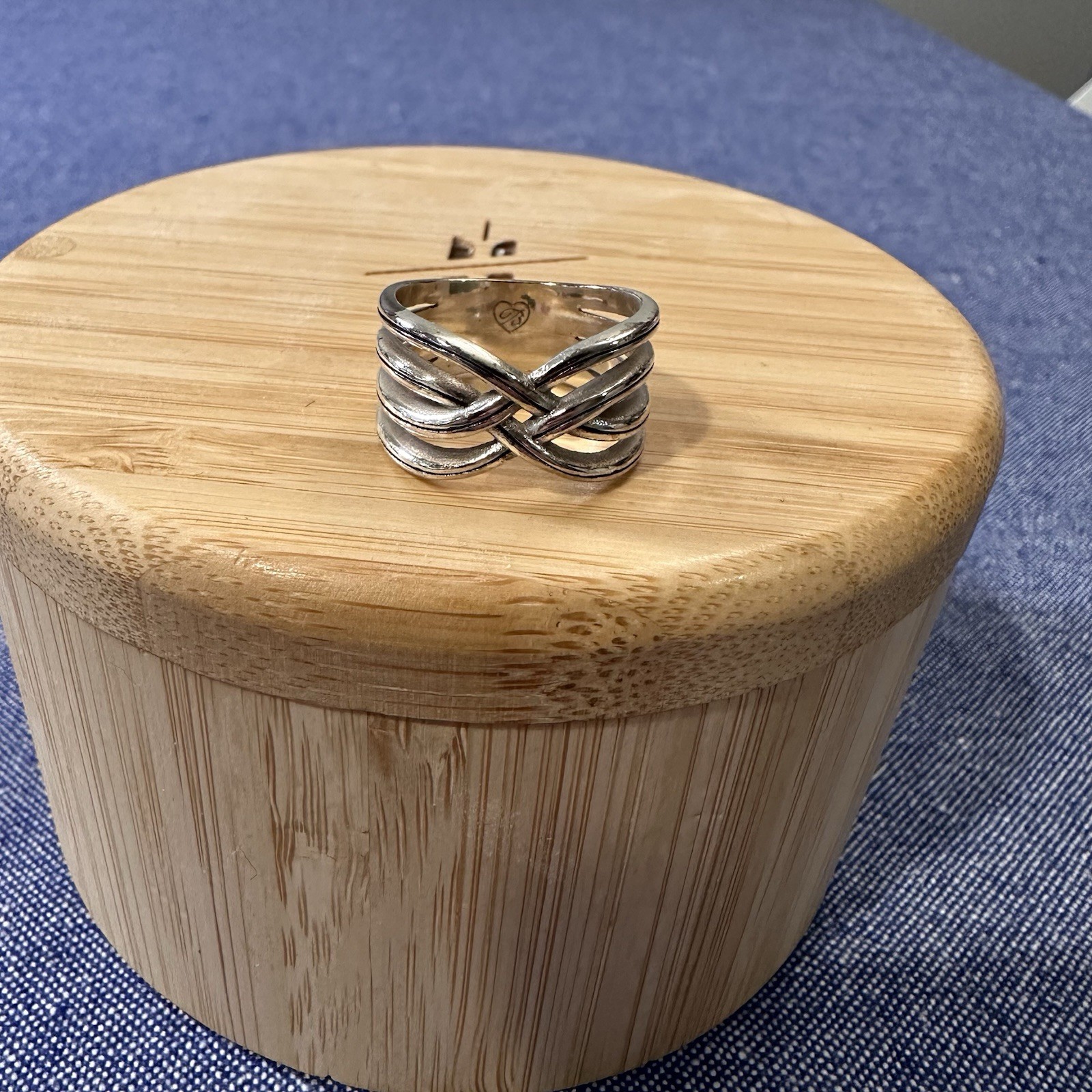 Brighton Silver Ring Band Criss Cross Design Size 7