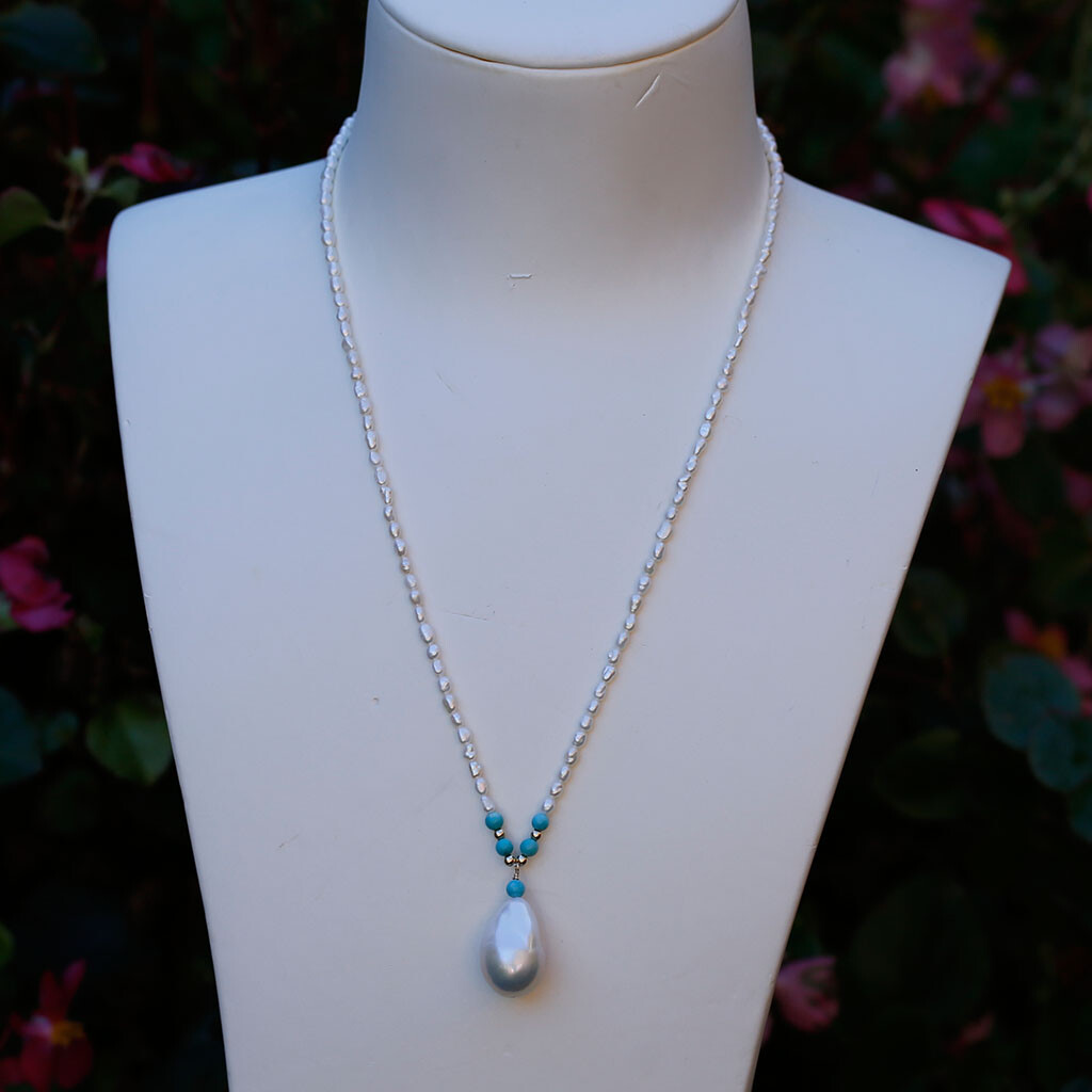 DL84 46cm Elegant White Freshwater pearl necklace 13.8×20.3mm pendant Turquoise