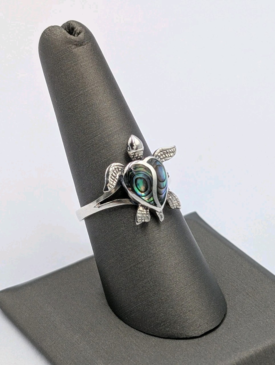 925 Sterling Silver Sea Turtle Split Heart Inlaid Abalone Shell Ring – Sz 7.75