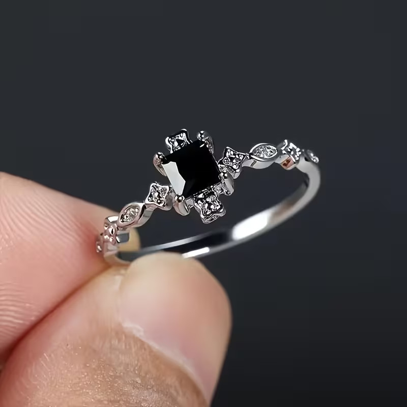 Beautiful Women’s Black Obsidian & Cubic Zirconia Ring, Size 10. FREE SHIP IN US
