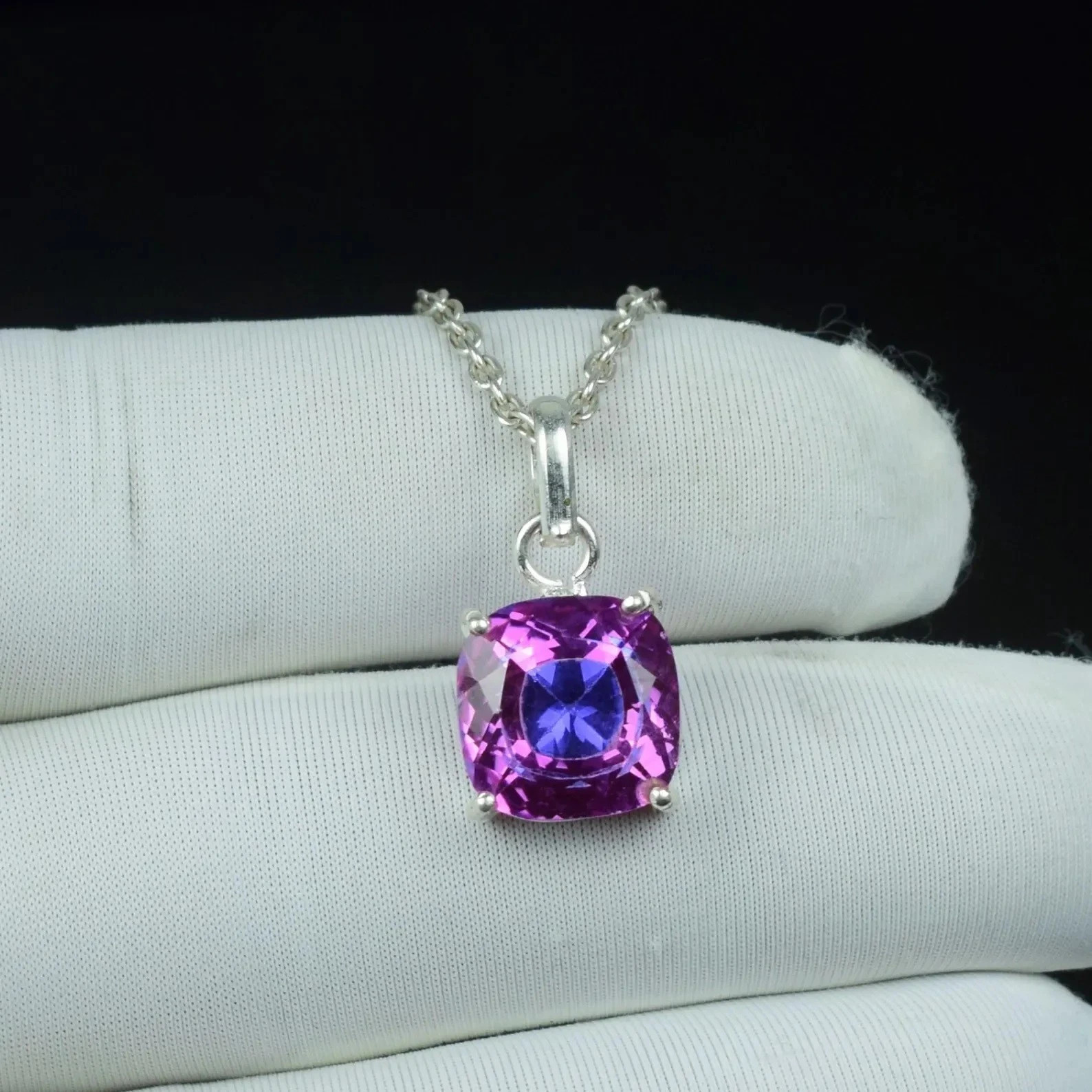 Bi-Color Pitambari Sapphire Cushion Cut Natural 15.85 Ct 925 Silver Pendant Gem