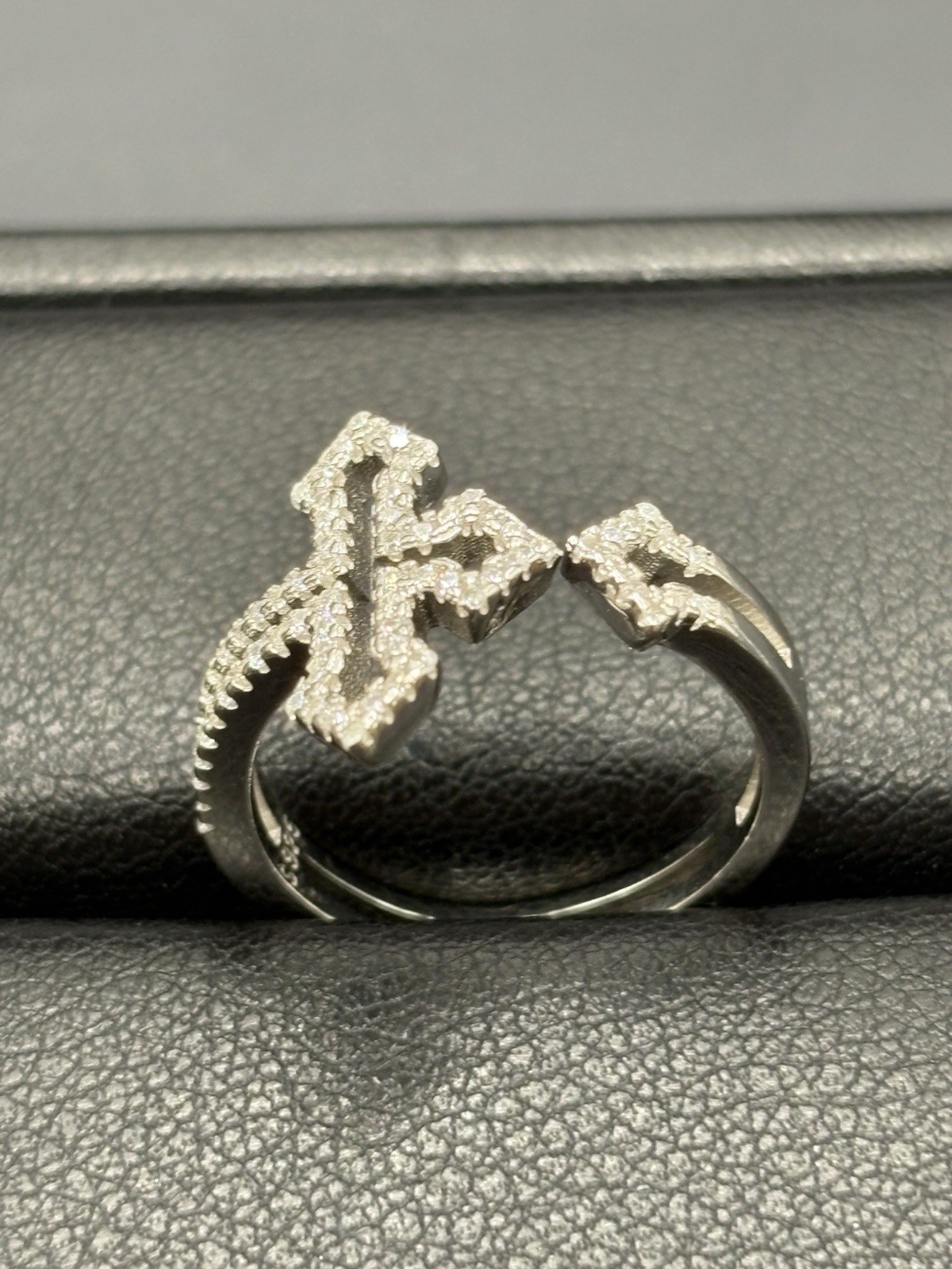 Sterling Silver Cubic Zirconia Open Lateral Cross Ring 3 Grams 925 Size 7 E5