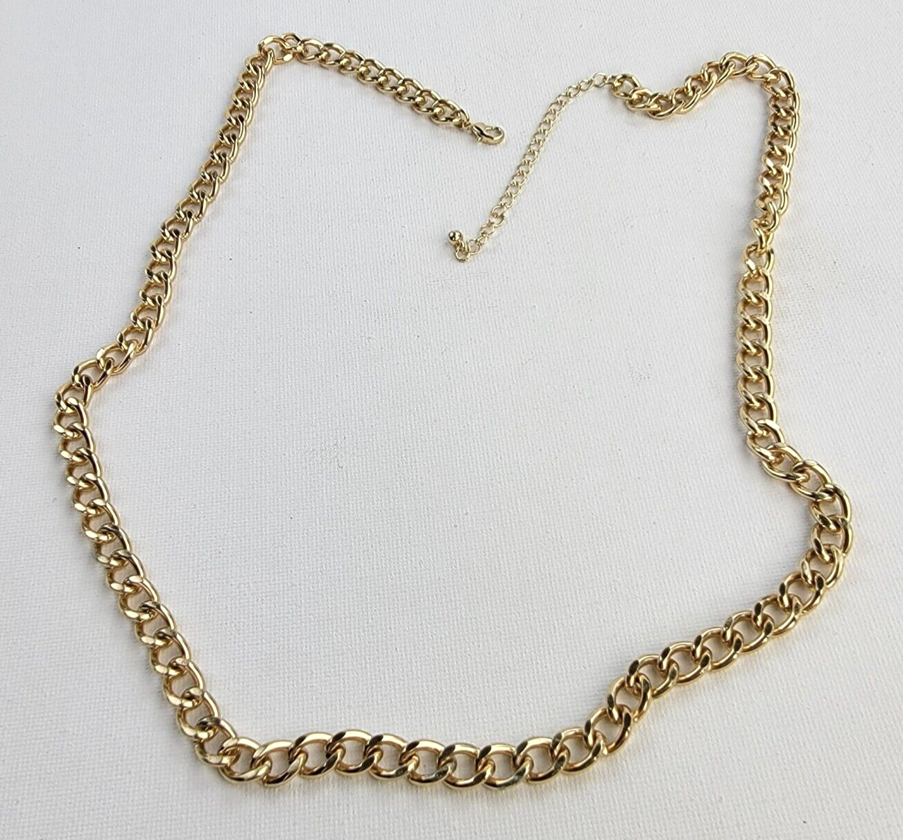27” Adjustable Gold Tone Curb Chain Necklace 7.4mm Lobster Clasp Statement