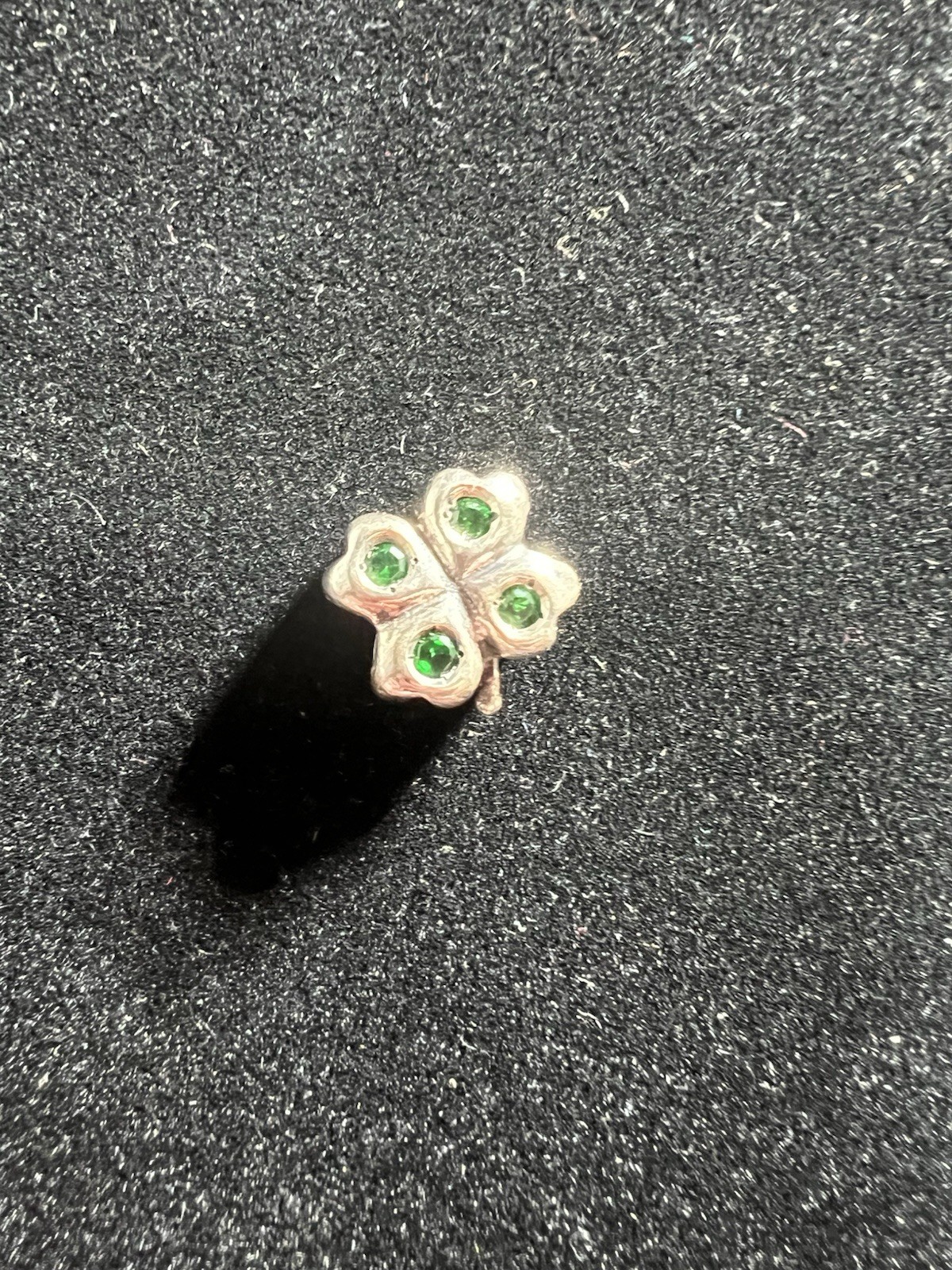 Chamilia Lucky Clover Charm – Sterling Silver with Green Swarovski Crystals