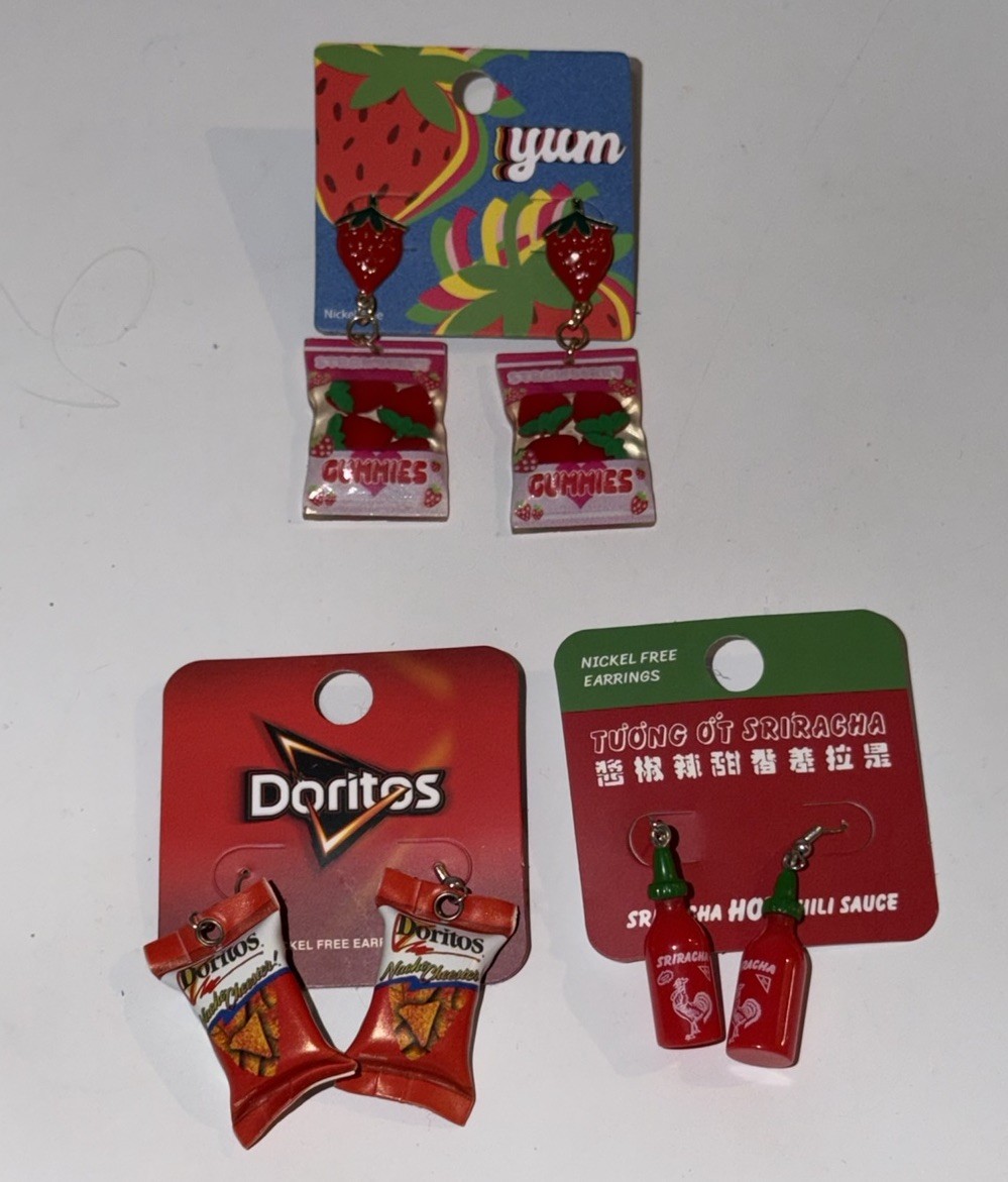 Hot Topic 3D Dangle Earrings Lot Doritos Sriracha Sauce & Strawberry Gummies
