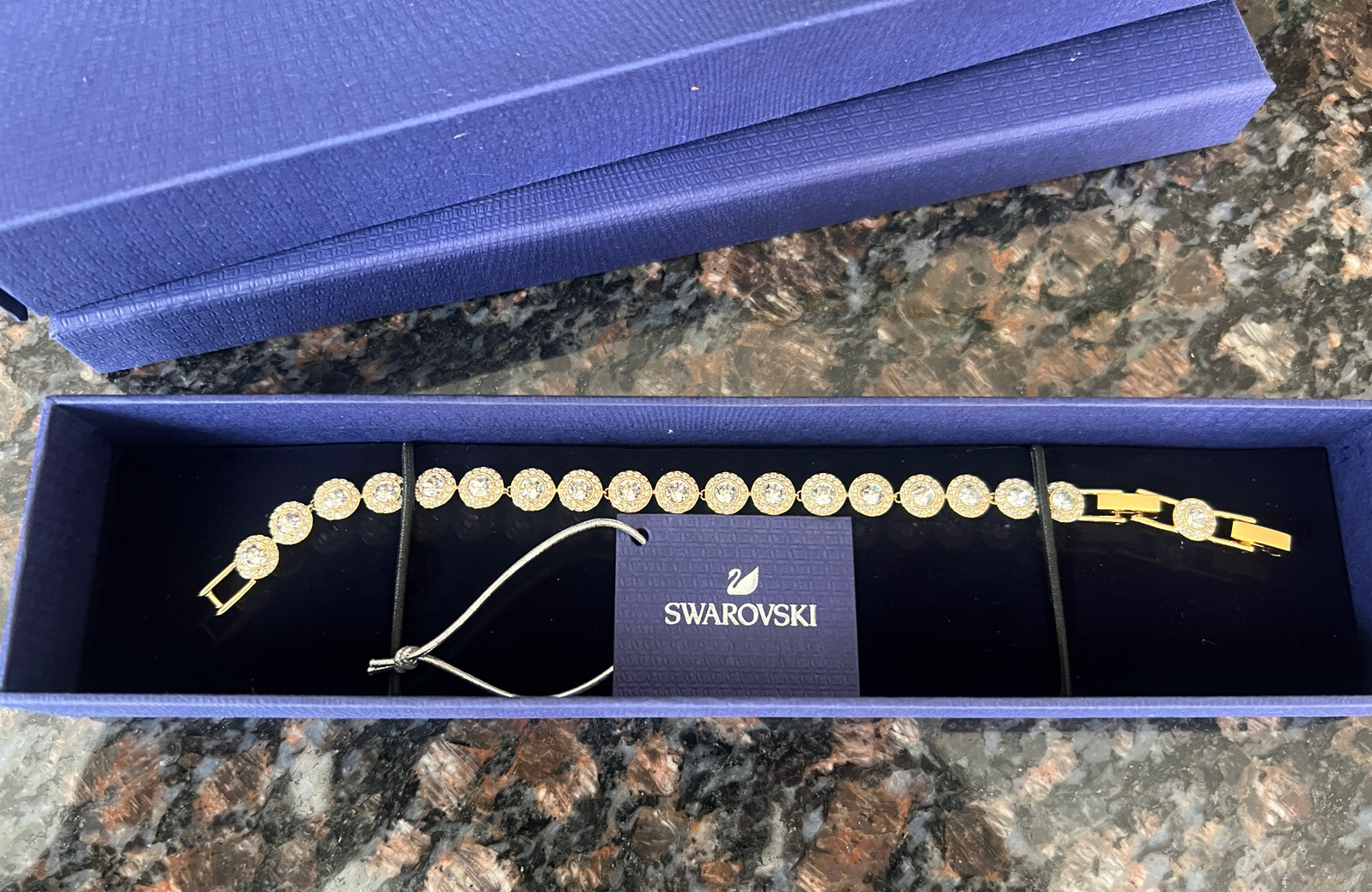 NEW Authentic SWAROVSKI Sparkle Crystal Bracelet 5505469 NIB