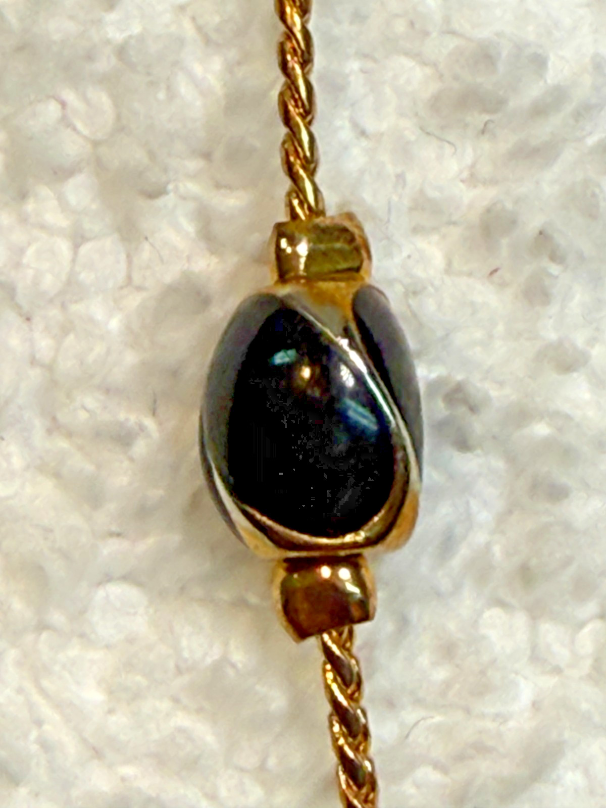 Black Gold Tone Beaded Necklace 16–18″ Adjustable Lobster Clasp Vintage Fashion