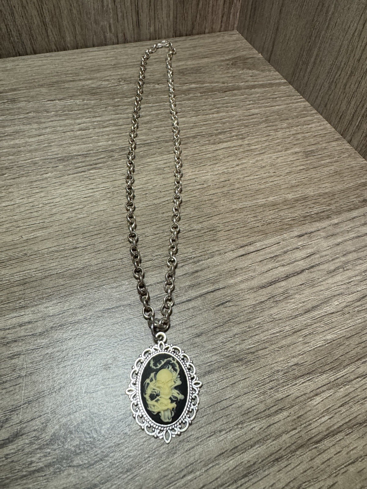 Silver Tone Gothic Oval Cameo Pendant Necklace, Black, Oval Link Chain