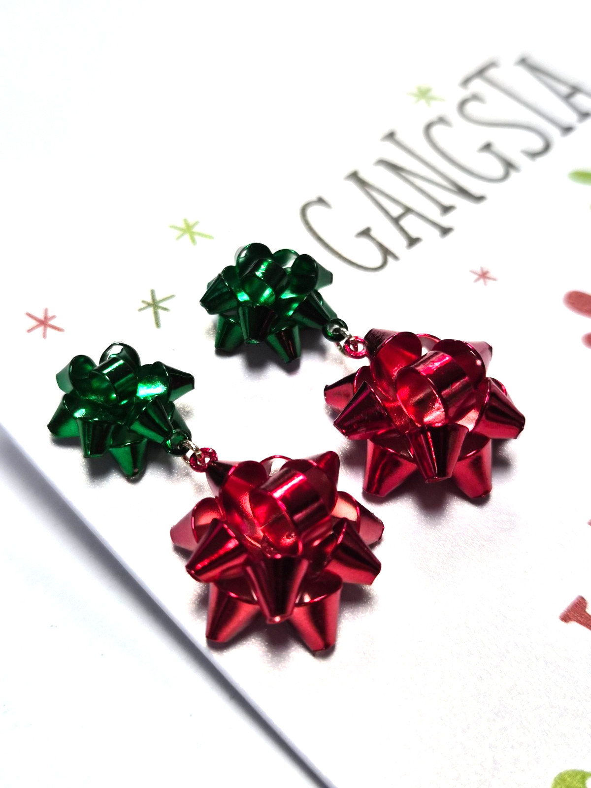 Estate Gangsta Wrapper By Roman Christmas Bow Pierced Dangle Earrings NOS