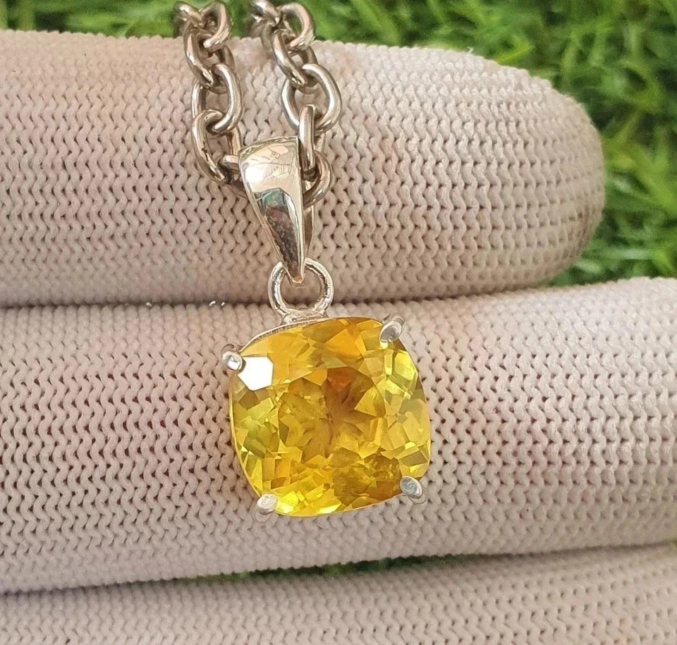 22 Ct Natural yellow Sapphire Cushion Cut 925 Solid Silver Pendant Gemstone