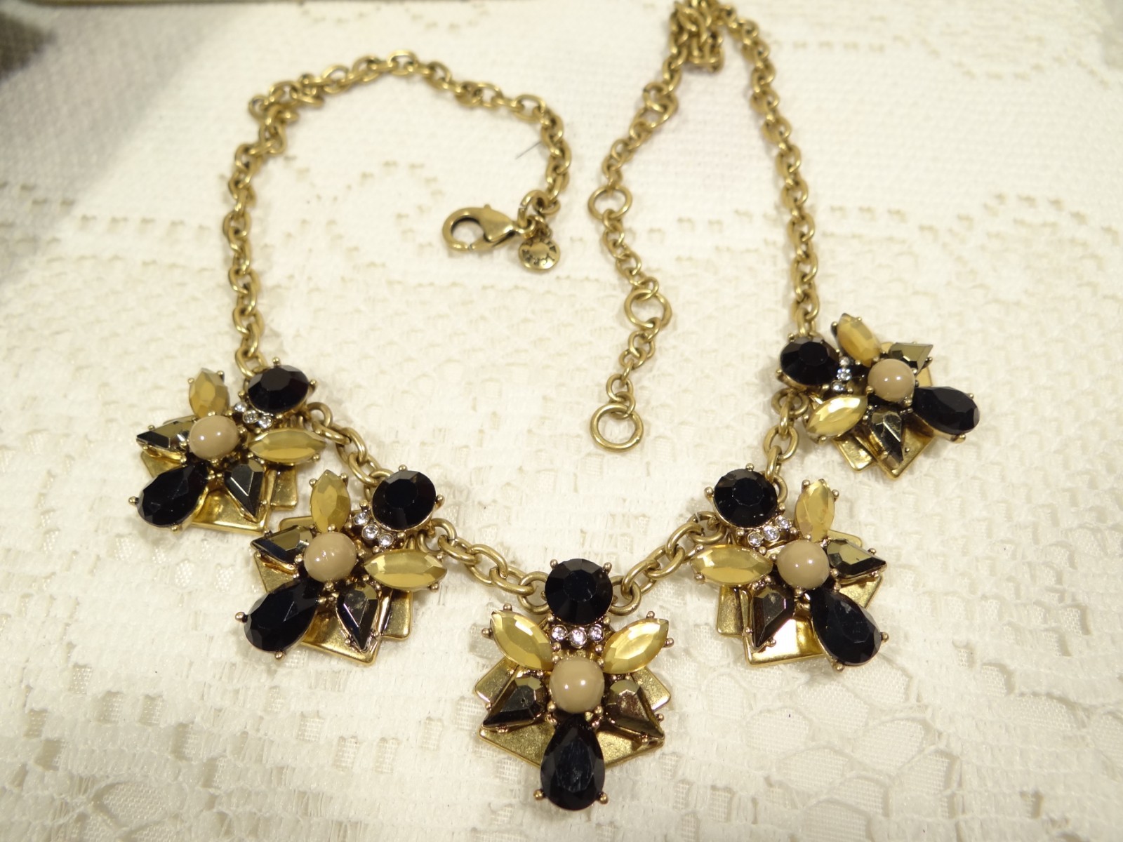 J Crew Black Yellow Floral Pendant Necklace 18″-20.5″ Gold Tone