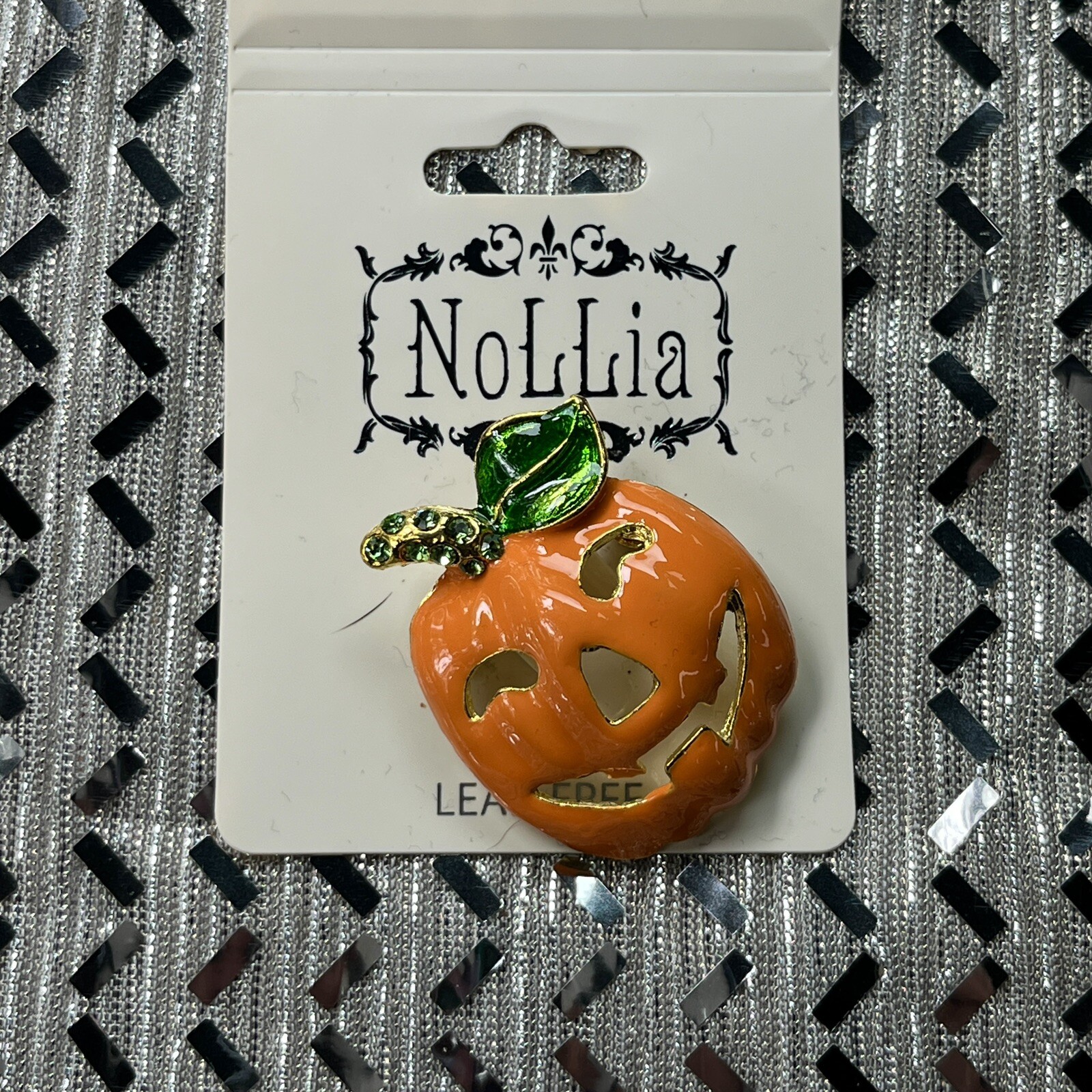 Nollia Orange Halloween Pumpkin Pin Brooch Bling Stem Jack-O-Lantern Ceramic