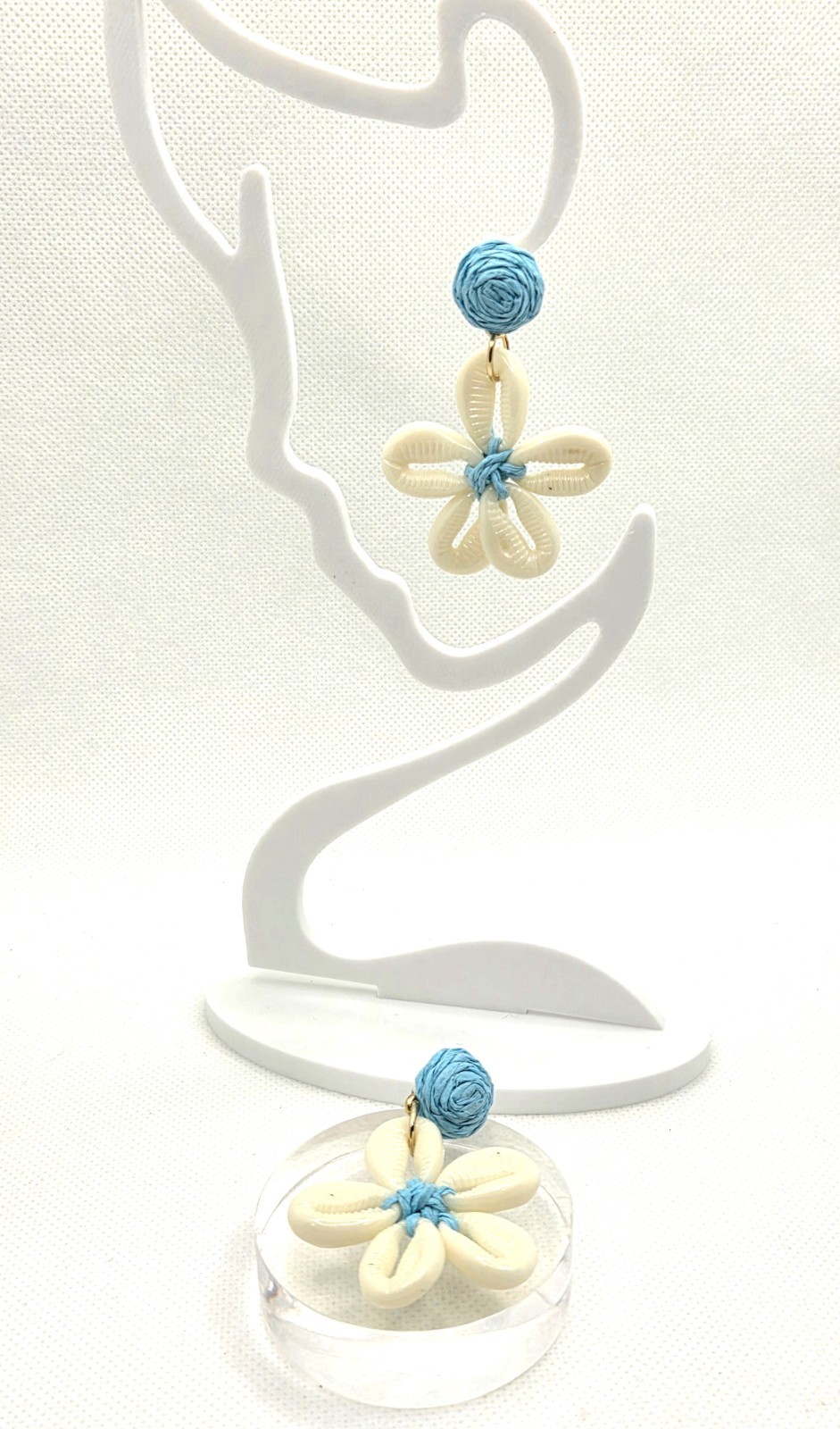 Coastal Glow Trio – 3-Piece Gift Set with Pouch, Shell Earrings & Necklace