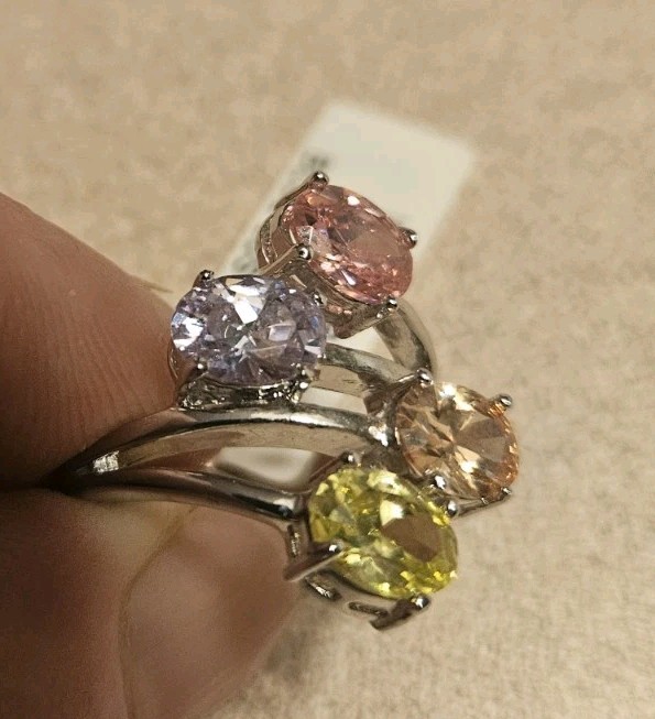 Blue Luster Cubic Zirconia Gemstones Int2230R-10 Silver Tone Quality Ring.