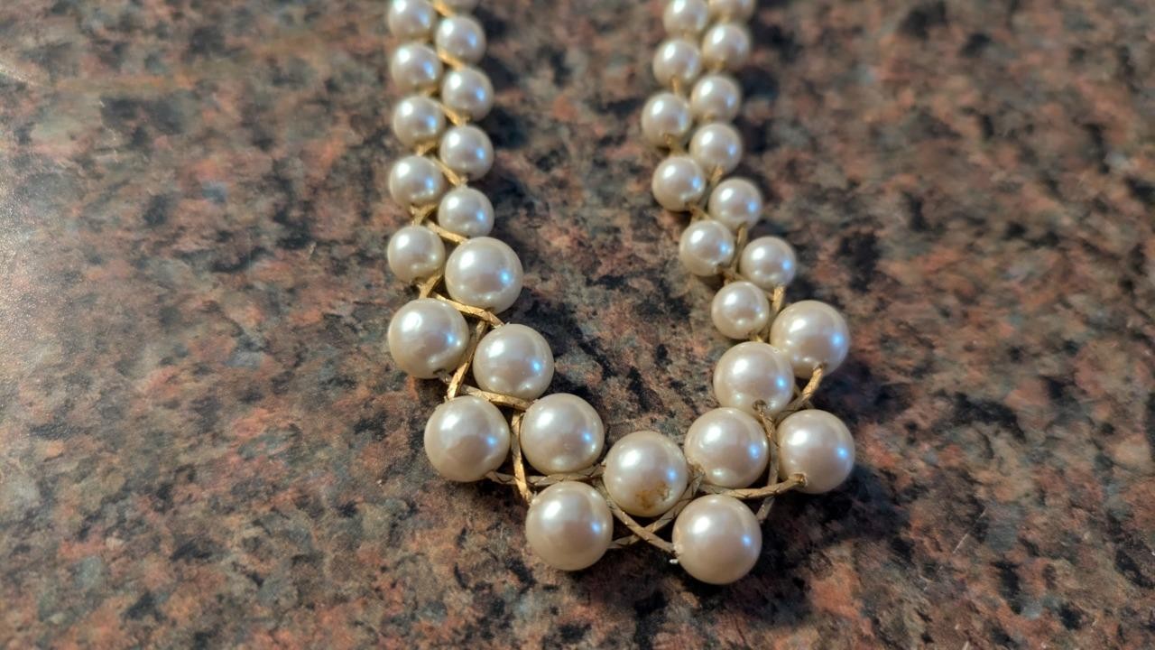 NECKLACE – vintage – simulated white faux PEARL – double strand with gold