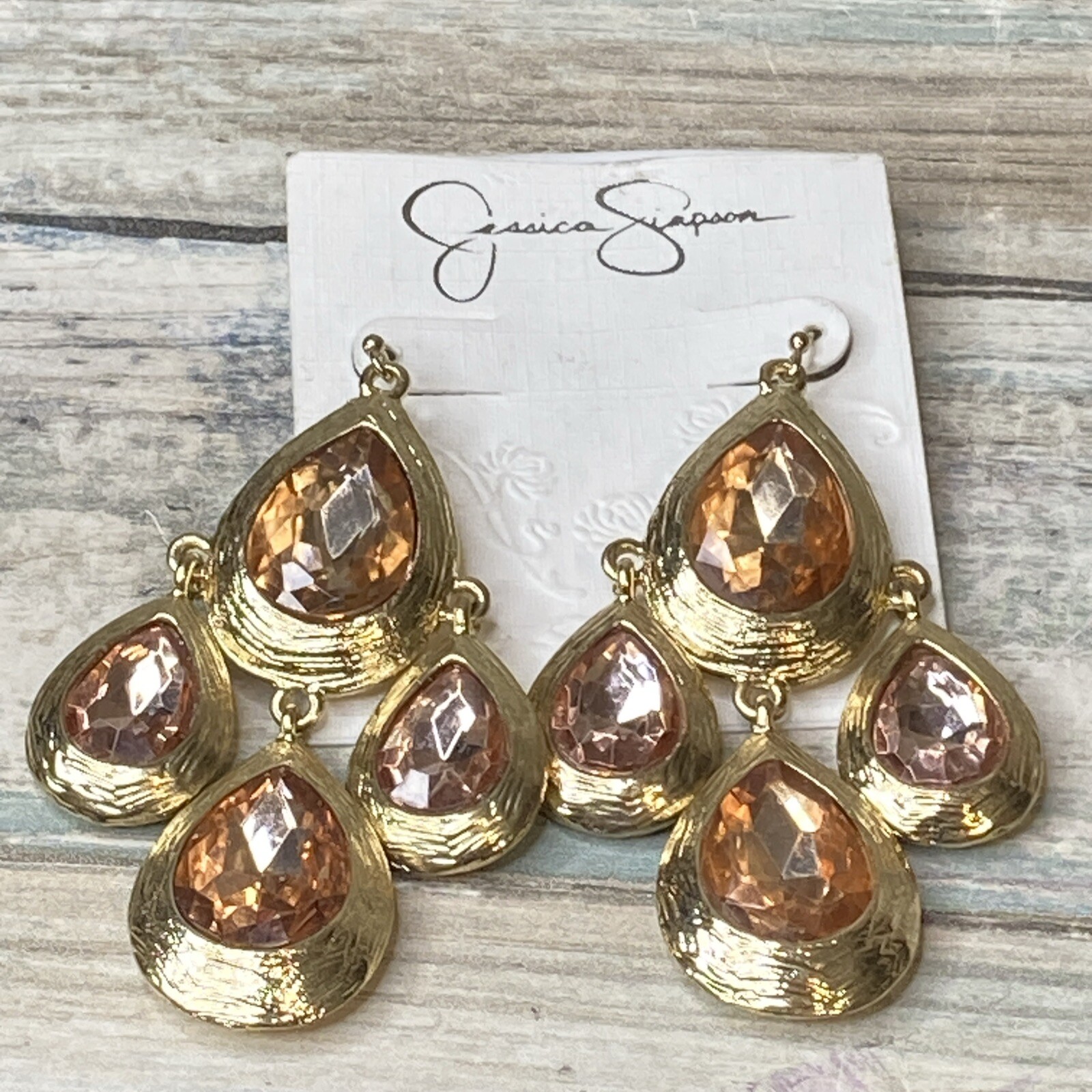Jessica Simpson Chandelier Gold Tone Earrings Blush Color Glass Drop Dangle NWOT