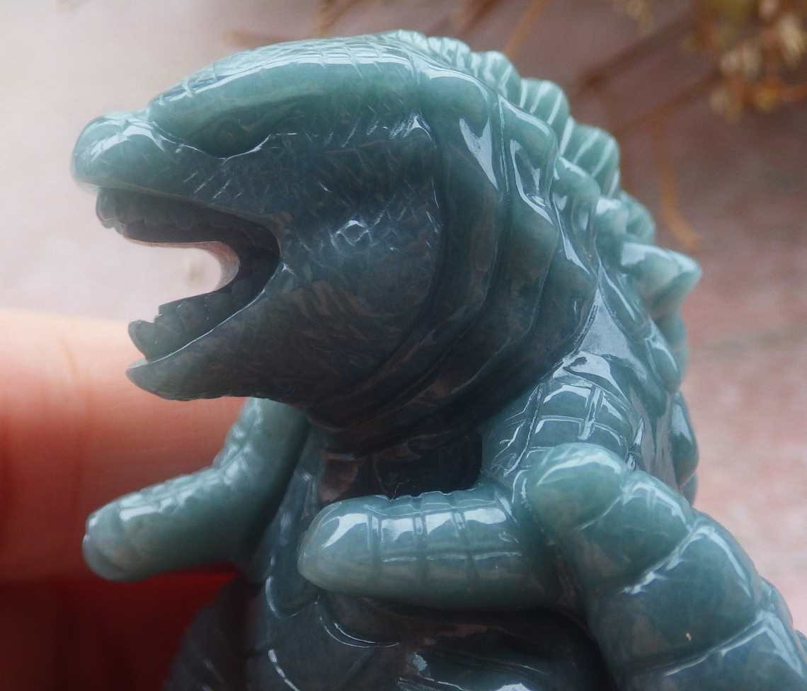 Video Certified Green 100% Natural A Jade jadeite Pendant Godzilla 哥斯拉 718380 AS
