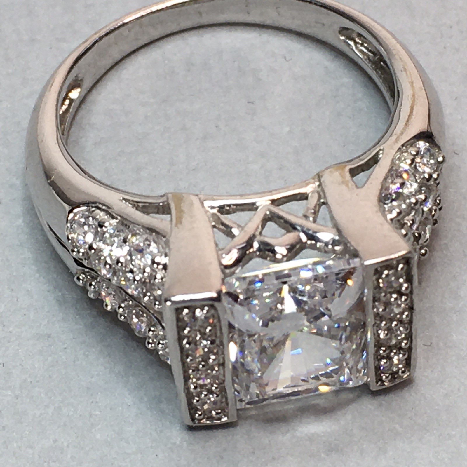 Square Radiant Cut CZ 925 Meda Sterling Silver Engagement Promise Ring Size 7.5