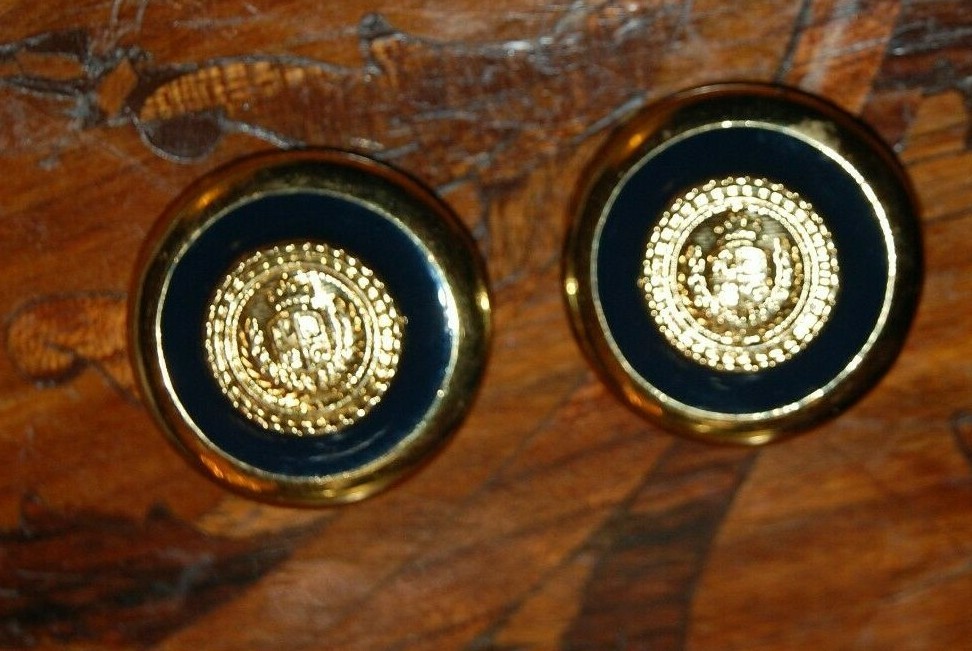 Liz Clairborne Couture Large Round Black Enamel Crest Logo Golden Clip Earrings