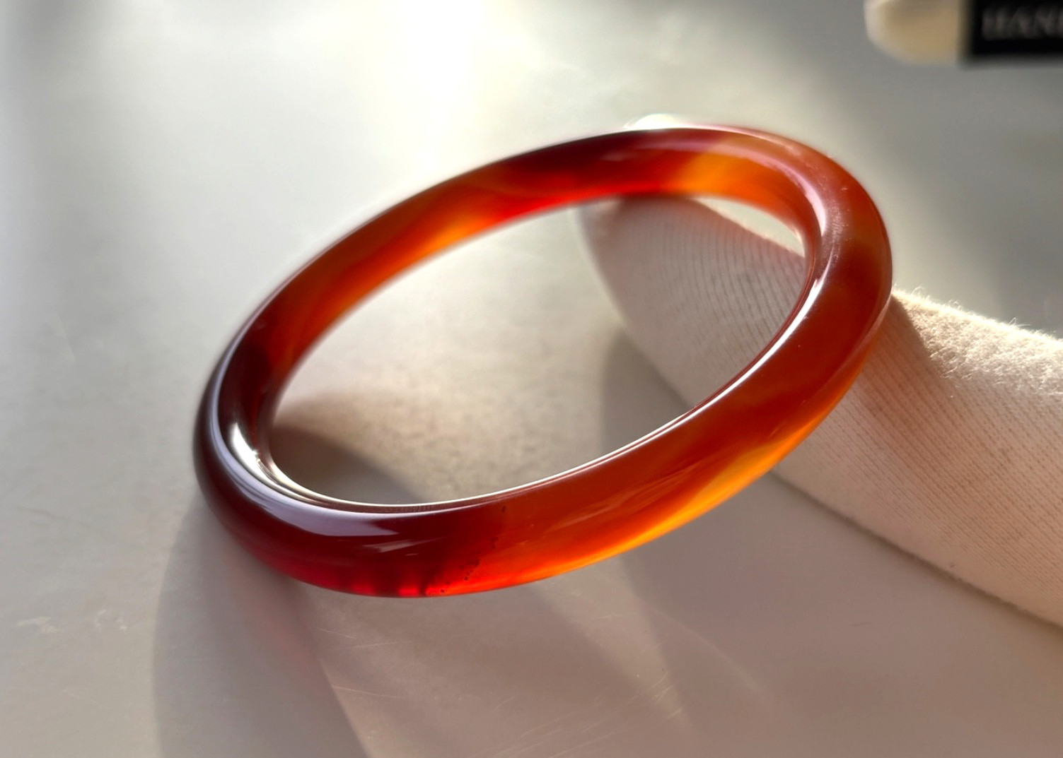 56.5mm Carnelian Agate Bangles Bracelets Red Lace Agate Banding