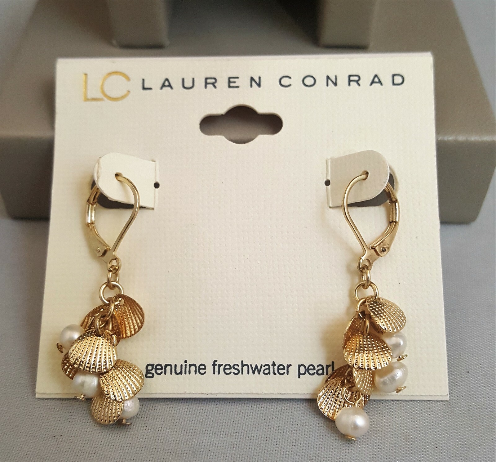 LC Lauren Conrad Women’s Freshwater Shell Dangle Charm Earring NWT