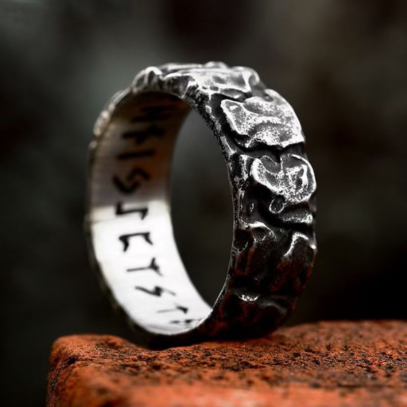 Rock Crack Viking Script Ring Titanium Steel Personalized Male and Female Ring