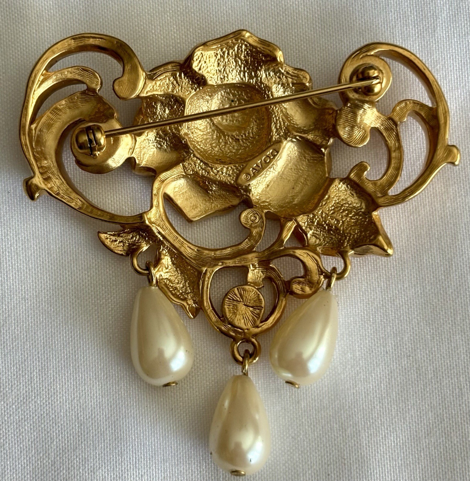 Vintage Avon Rose Brooch Pink Rhinestones Faux Pearl Dangles Signed Gold Tone