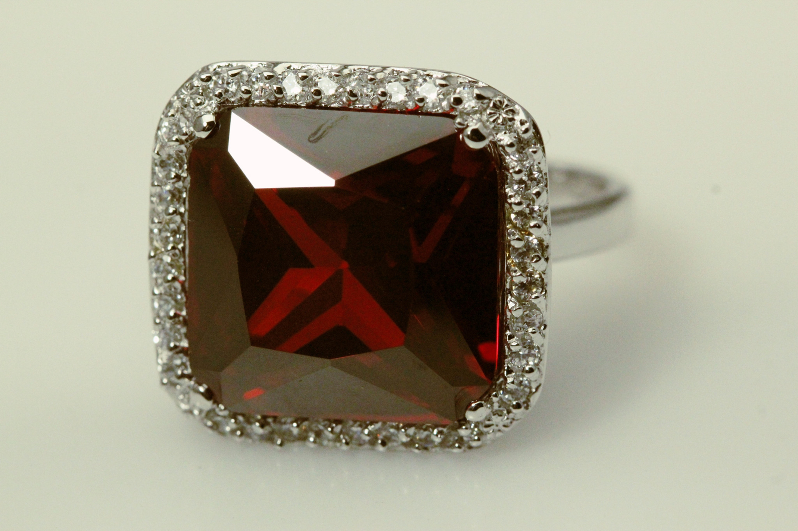 925 Sterling Size 8 Polished Red & Clear CZ Square Halo Ring 6.6 Grams (RIN8255)