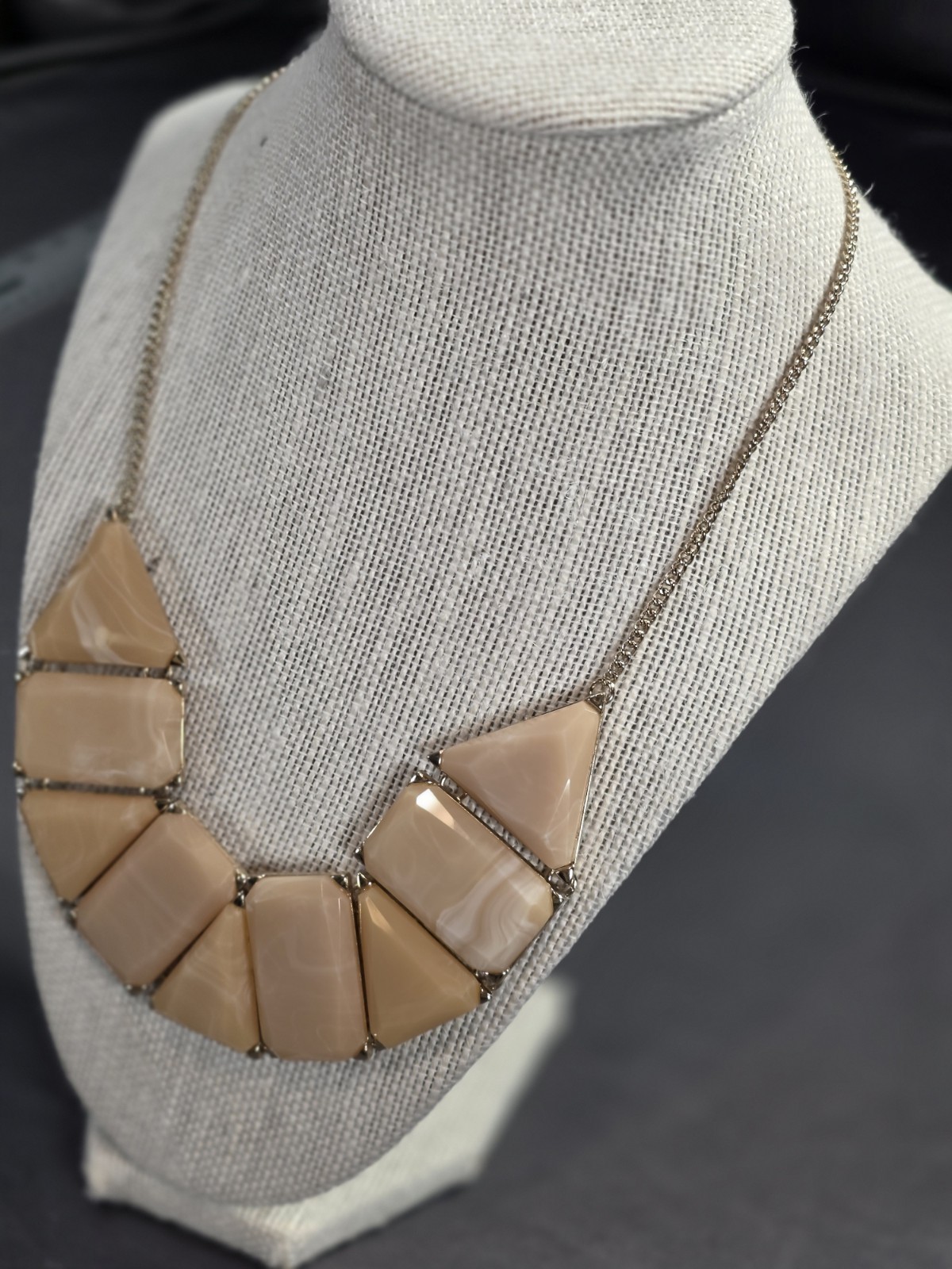 Geometric Beige Statement Necklace – Gold-Tone Chain | Neutral Resin Stone…