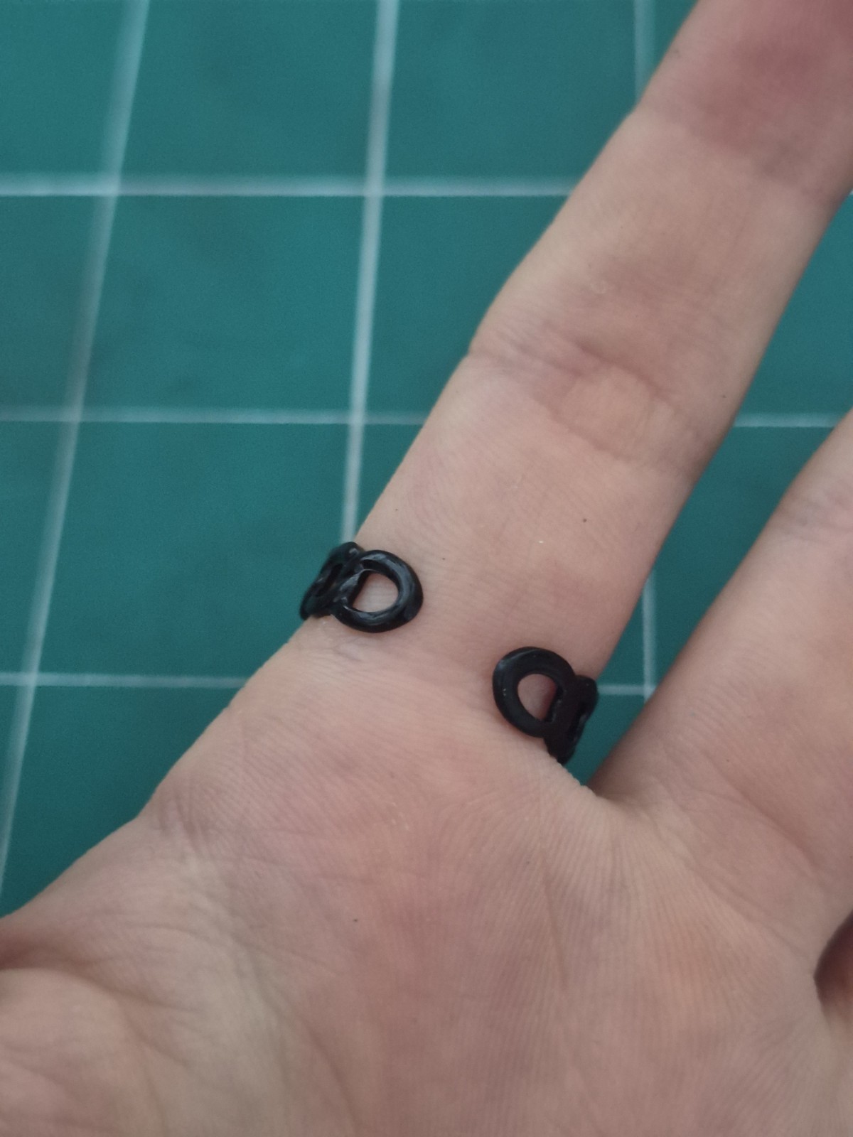Black Open Link Chain Band Ring, Adjustable Open Band, Size 6