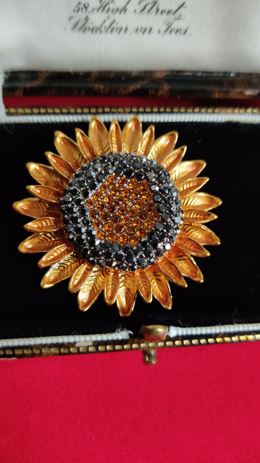 Vintage Style Realistic Sunflower Brooch / Pendant Shawl Pin